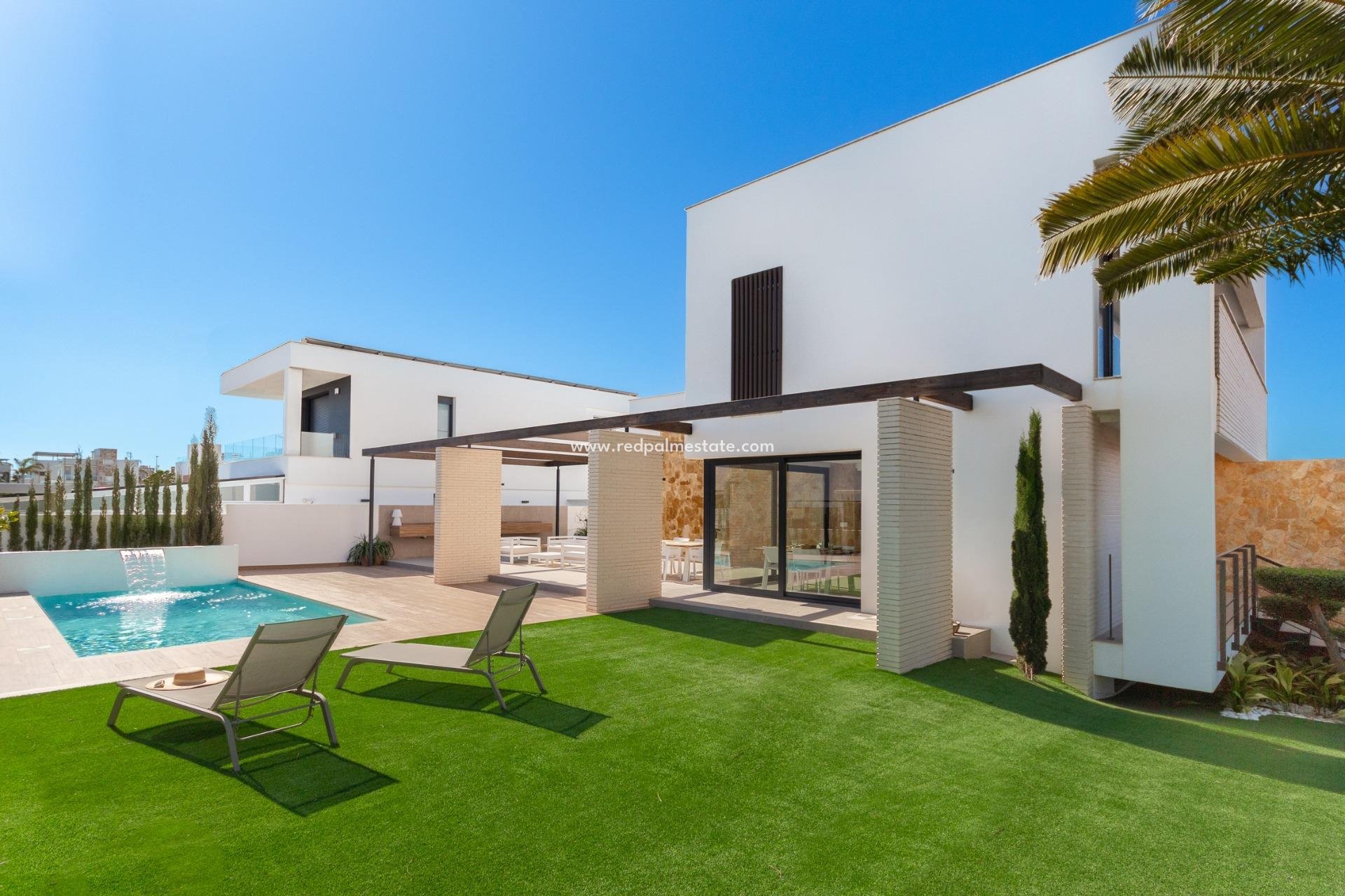 Nieuwbouw Woningen - Vrijstaande villa -
Orihuela Costa - Campoamor