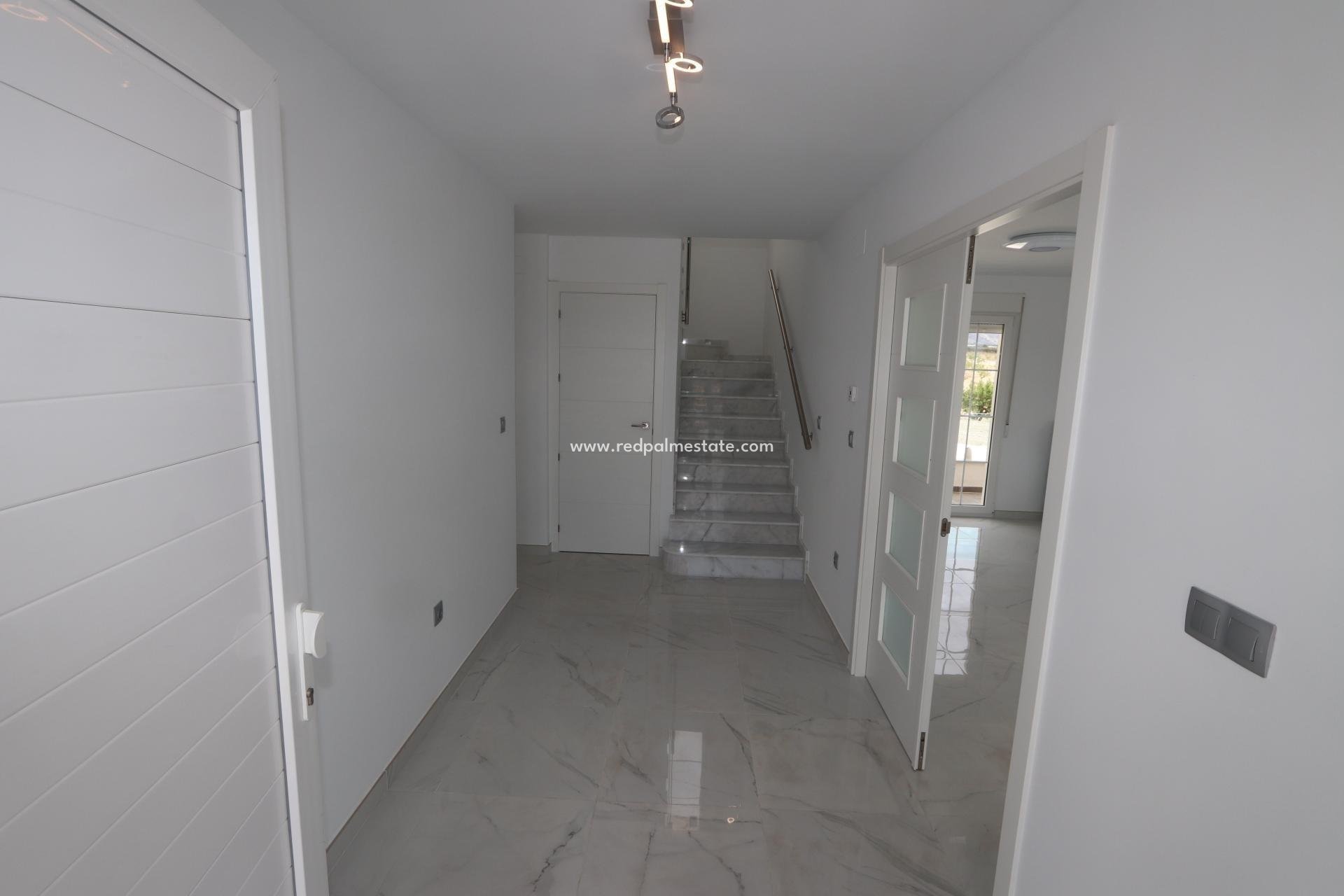 Nieuwbouw Woningen - Vrijstaande villa -
Pinoso - Camino Del Prado