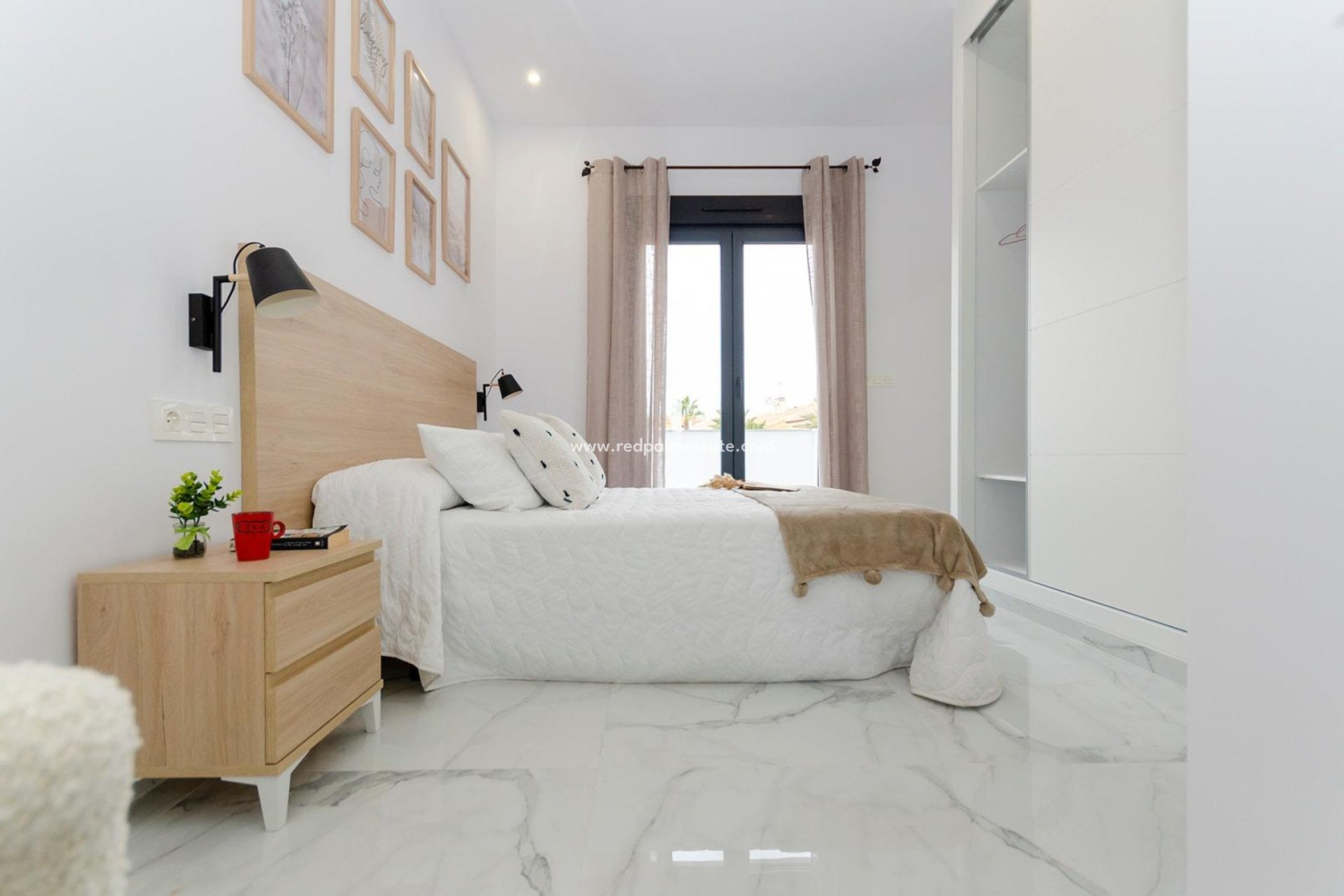 Nieuwbouw Woningen - Vrijstaande villa -
Torrevieja - La Siesta - El Salado -  Torreta