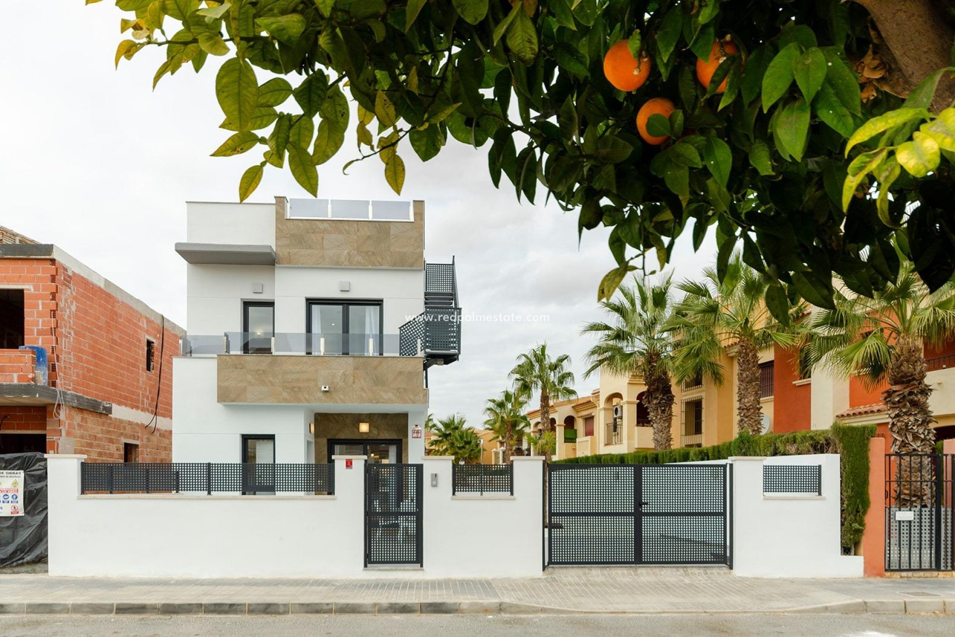 Nieuwbouw Woningen - Vrijstaande villa -
Torrevieja - La Siesta - El Salado -  Torreta