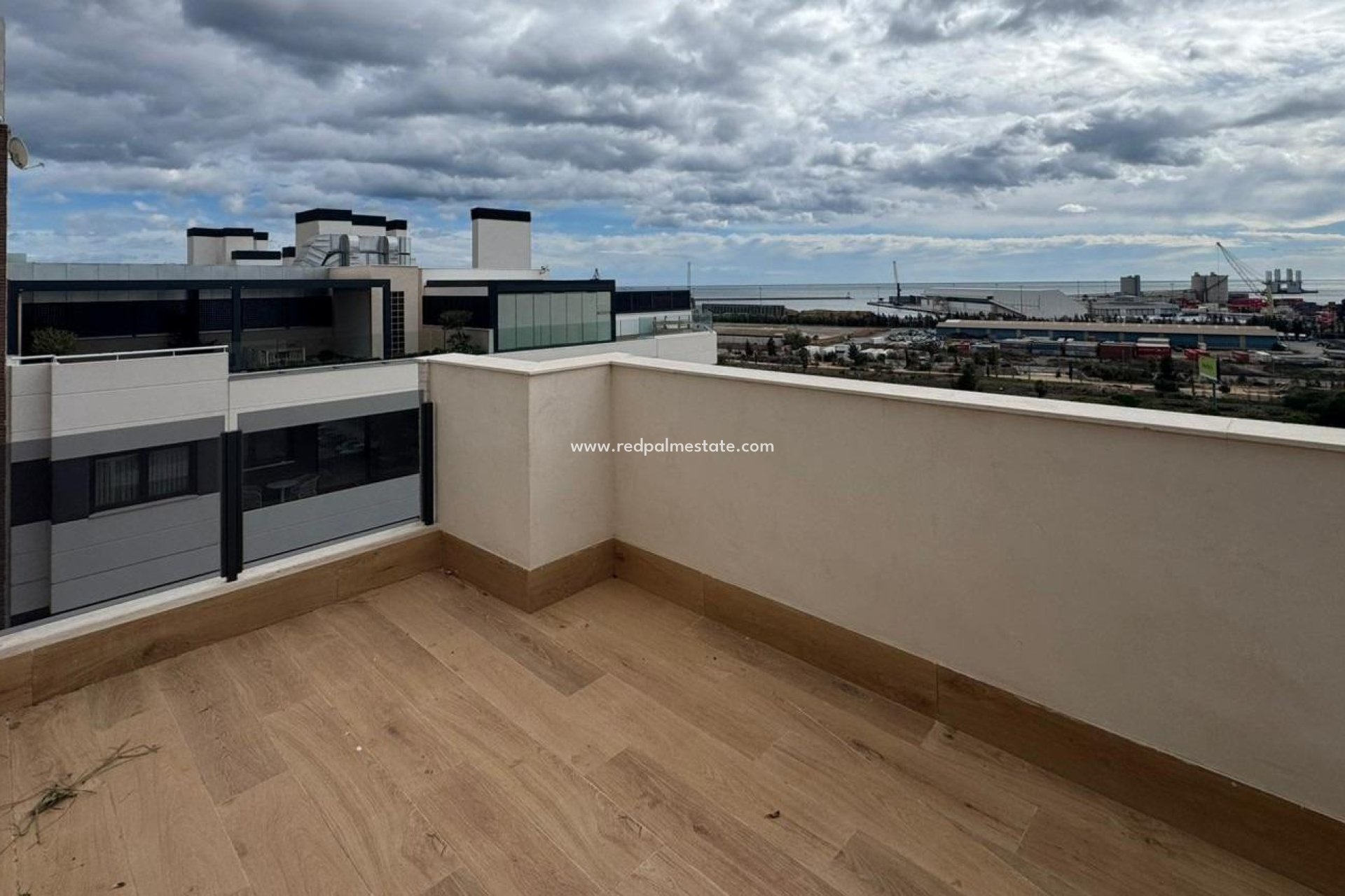 Nouvelle construction - Appartement -
Alicante - Benalua