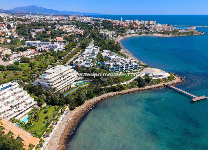 Nouvelle construction - Appartement -
Estepona - Playa De Guadalobon