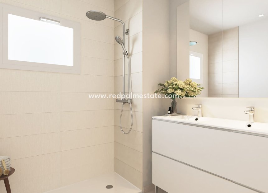Nouvelle construction - Appartement -
Estepona