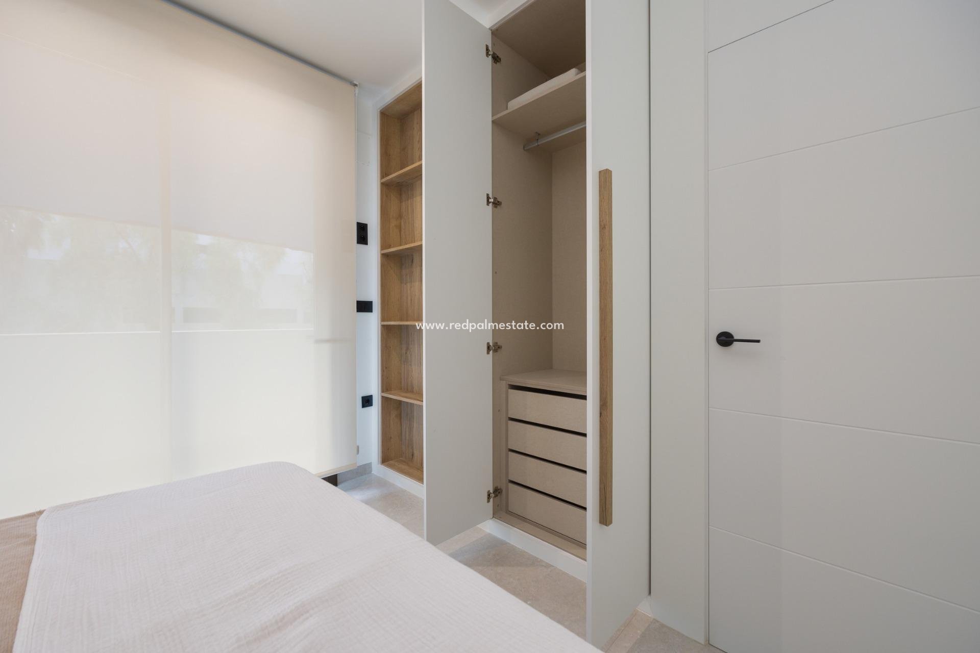 Nouvelle construction - Appartement -
Guardamar del Segura - Avda del Puerto