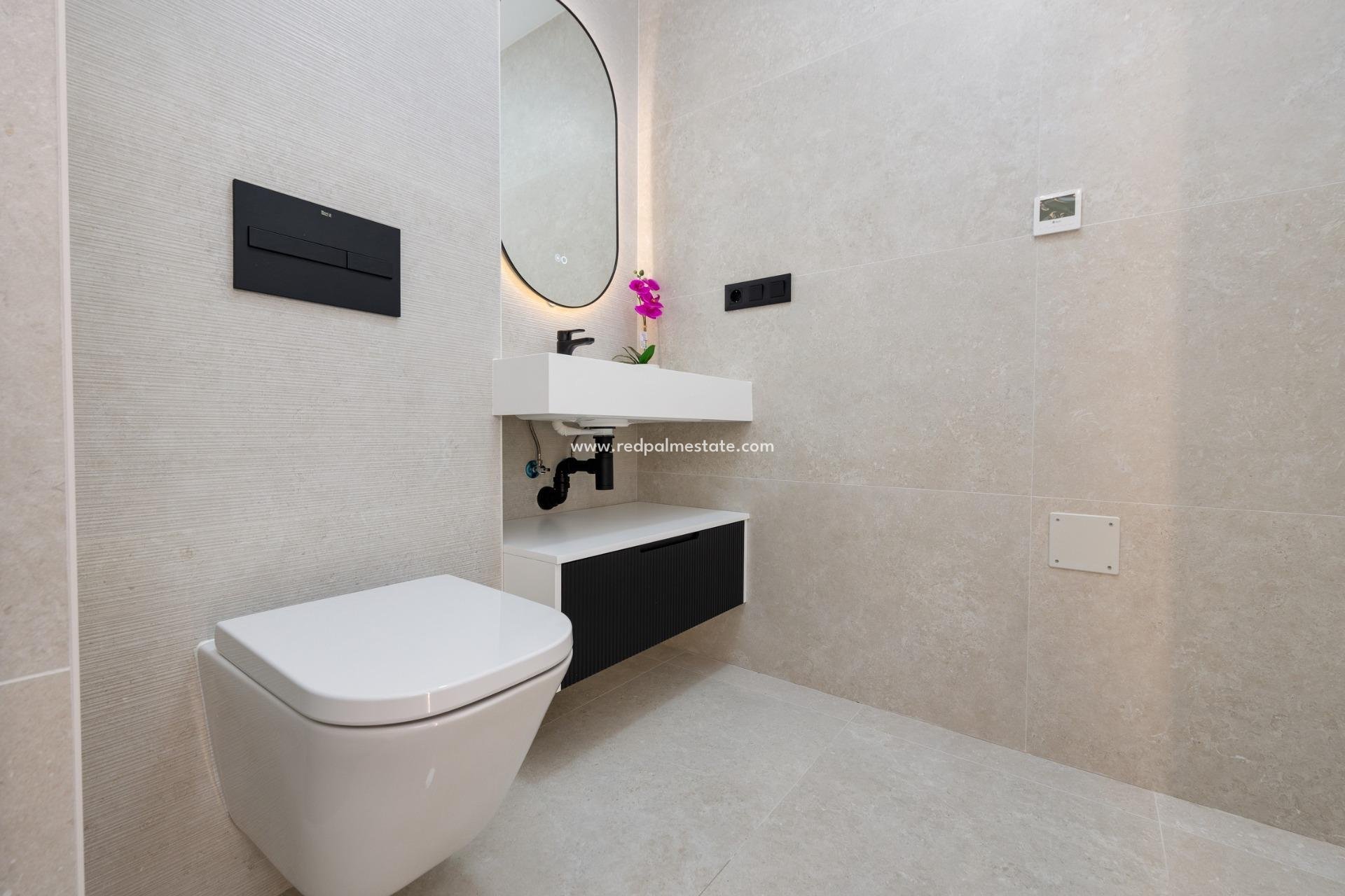Nouvelle construction - Appartement -
Guardamar del Segura - Avda del Puerto