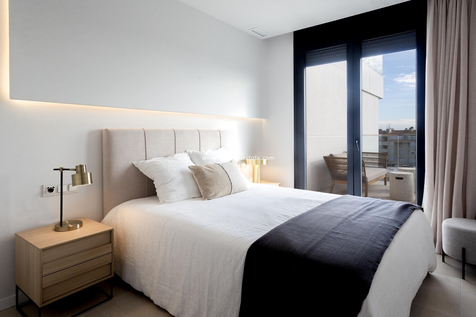 Nouvelle construction - Appartements -
Denia