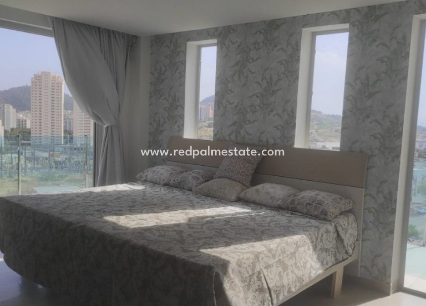 Nouvelle construction - Appartements -
Finestrat