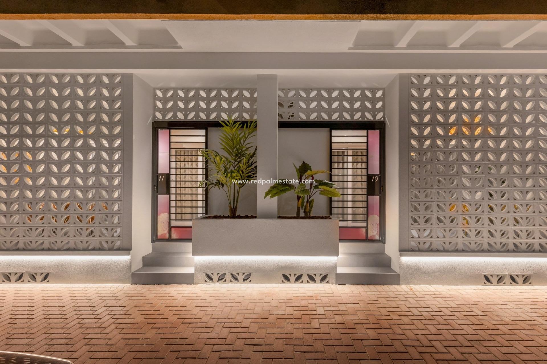 Nouvelle construction - Appartements -
Torrevieja - Playa Los Naufragos