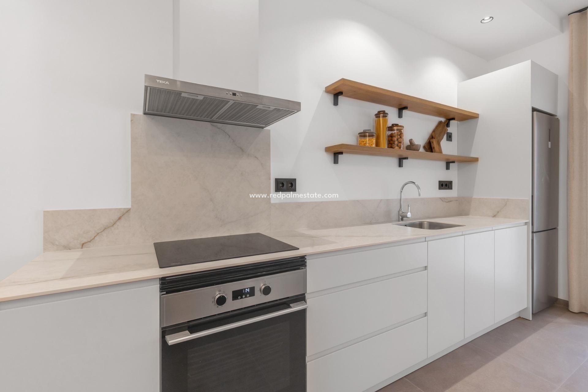 Nouvelle construction - Appartements -
Torrevieja - Playa Los Naufragos