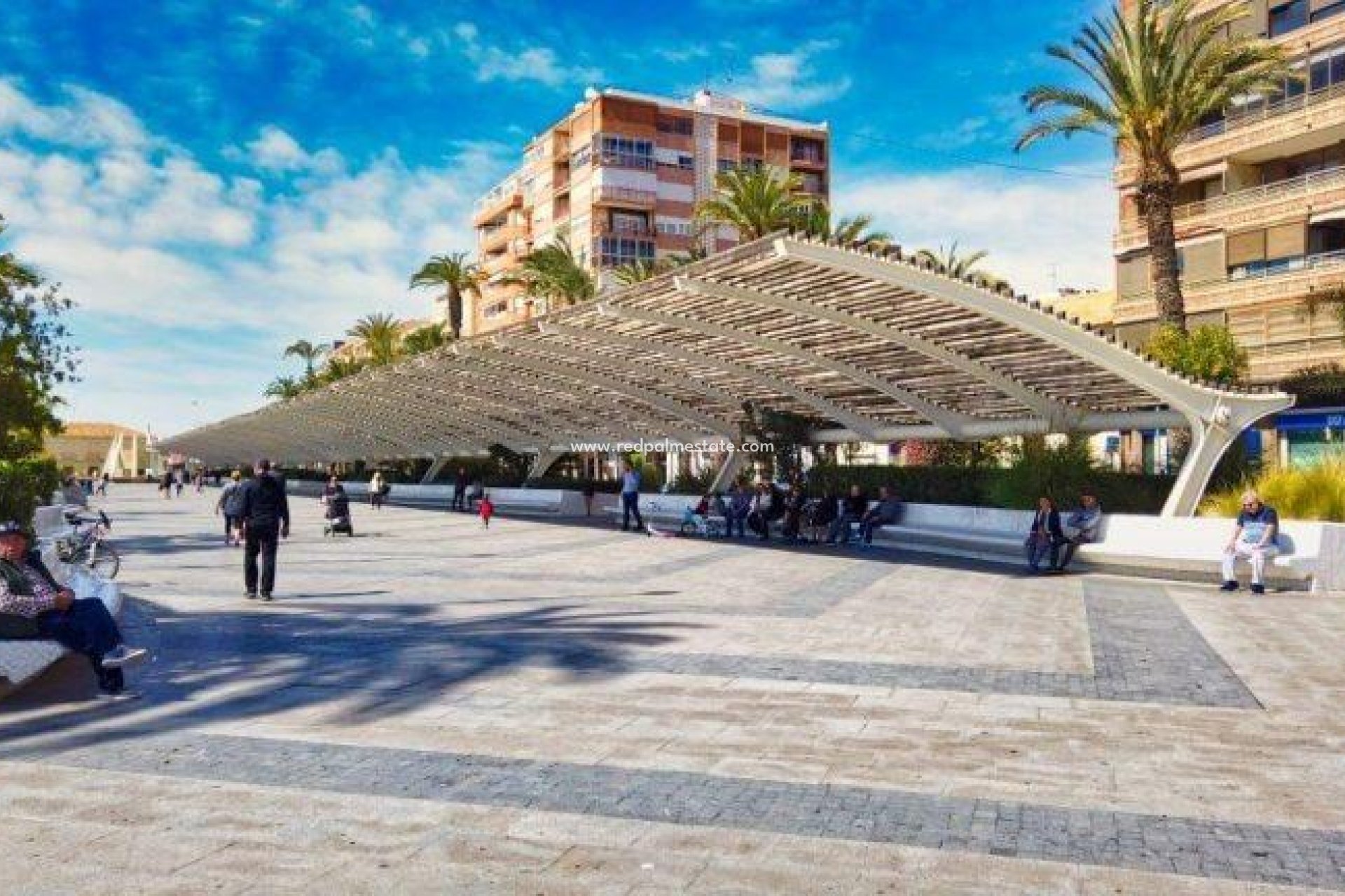 Nouvelle construction - Attique -
Torrevieja - Center