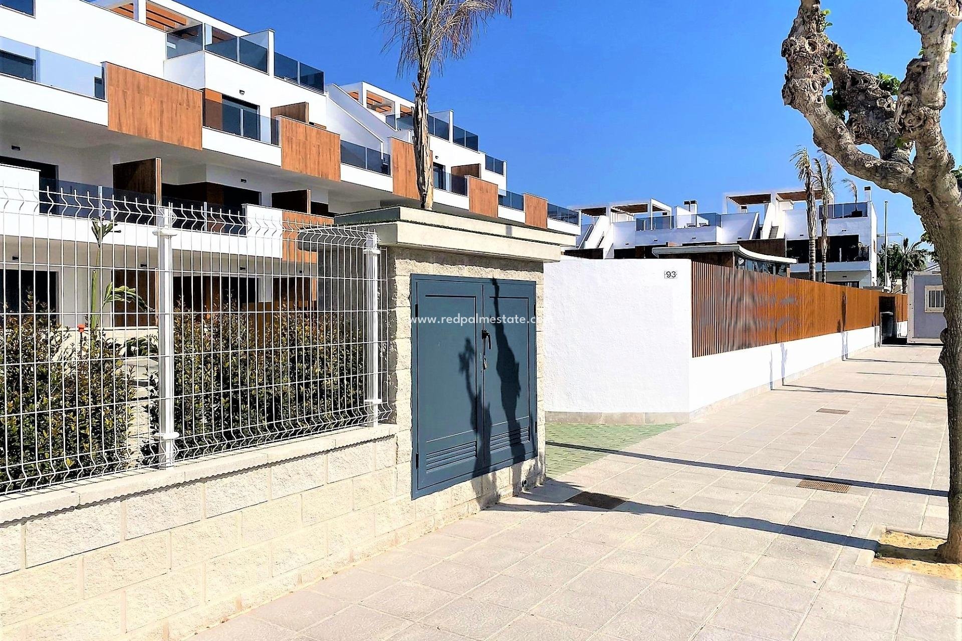 Nouvelle construction - Bungalow -
Pilar de la Horadada - Polideportivo