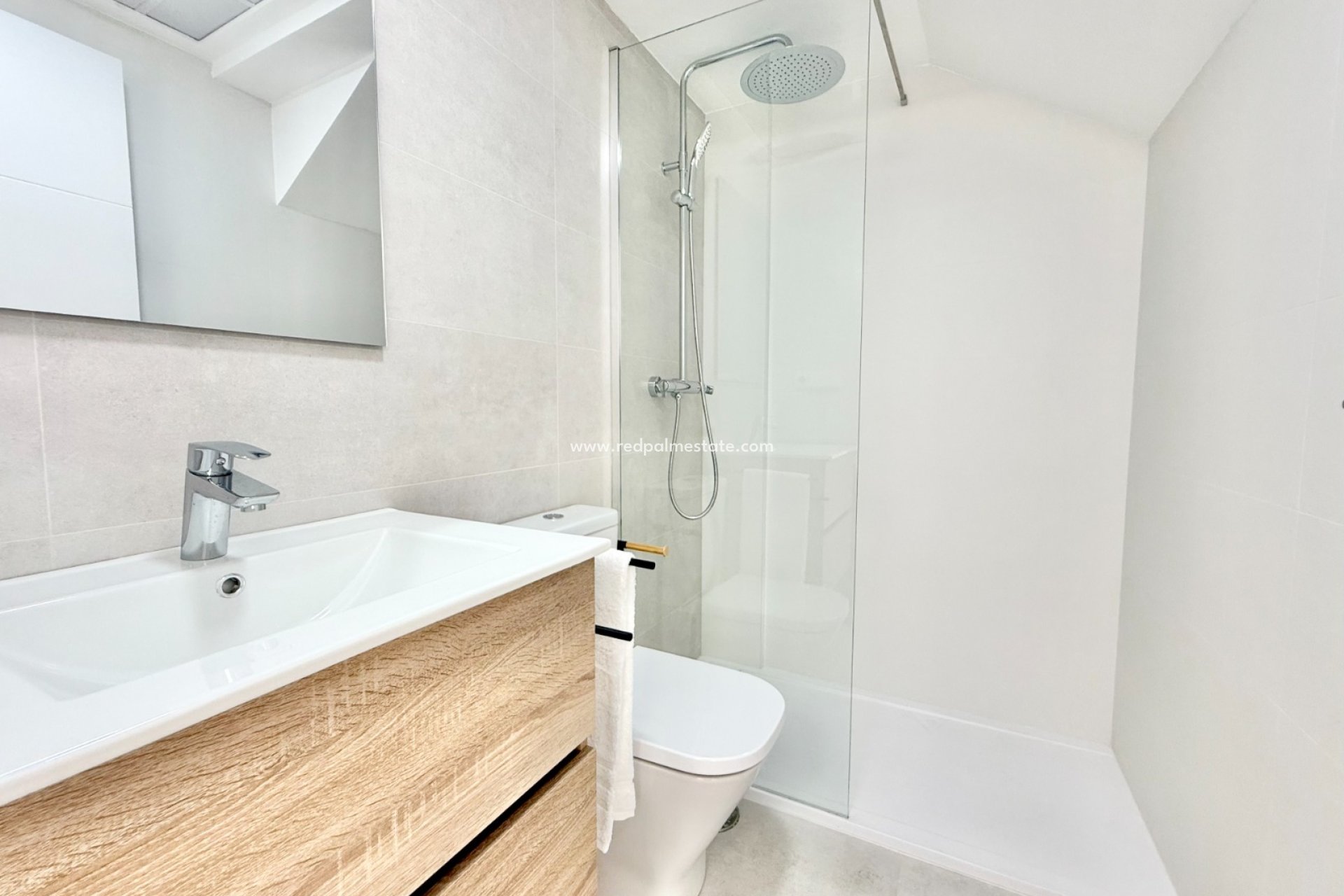 Nouvelle construction - high-bungalow -
Cox