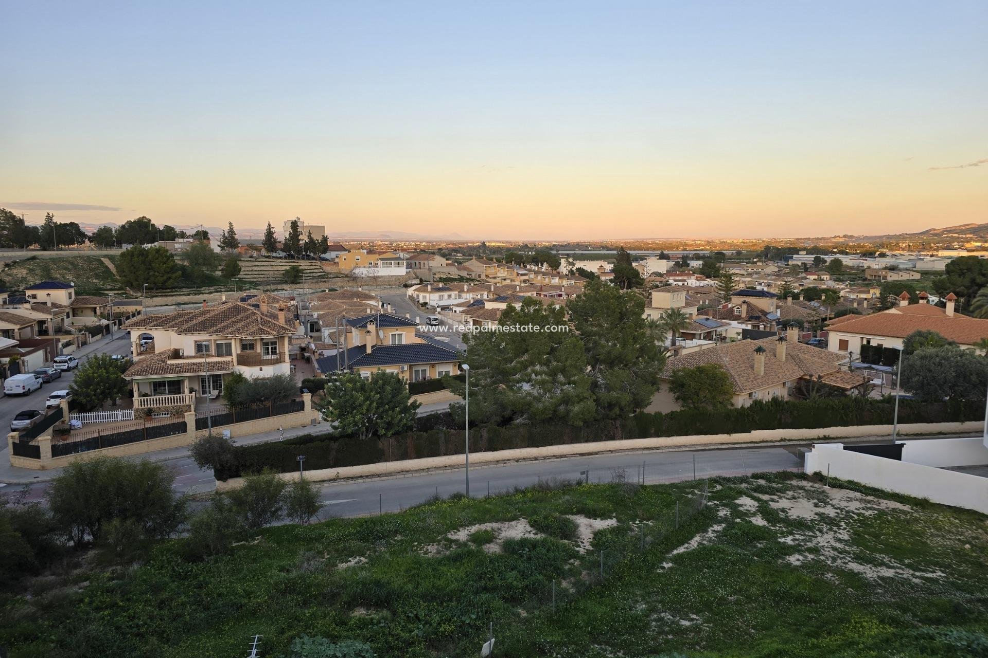 Nouvelle construction - Maison de ville -
Bigastro - pueblo