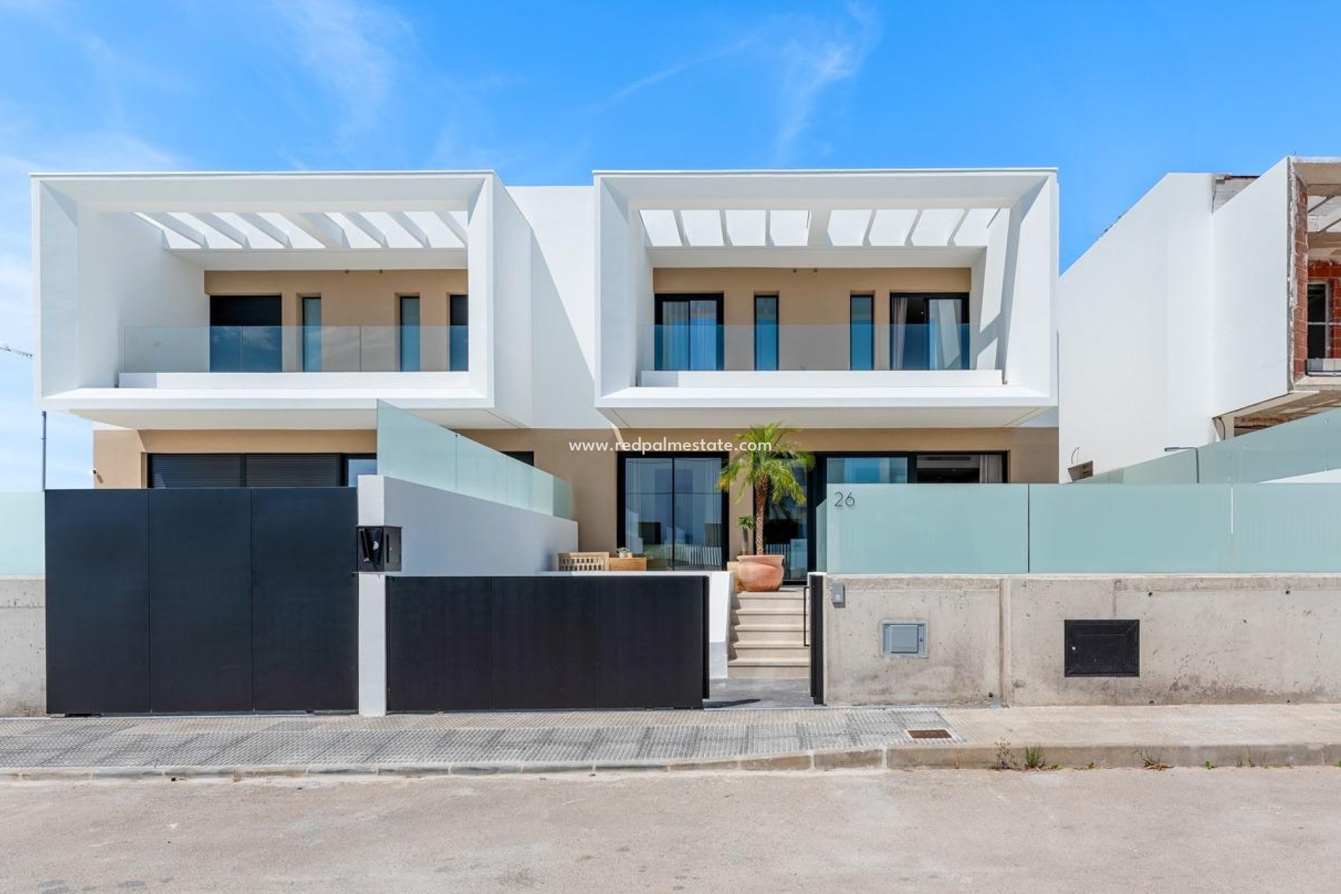 Nouvelle construction - Maison de ville -
Dolores - Sector 3