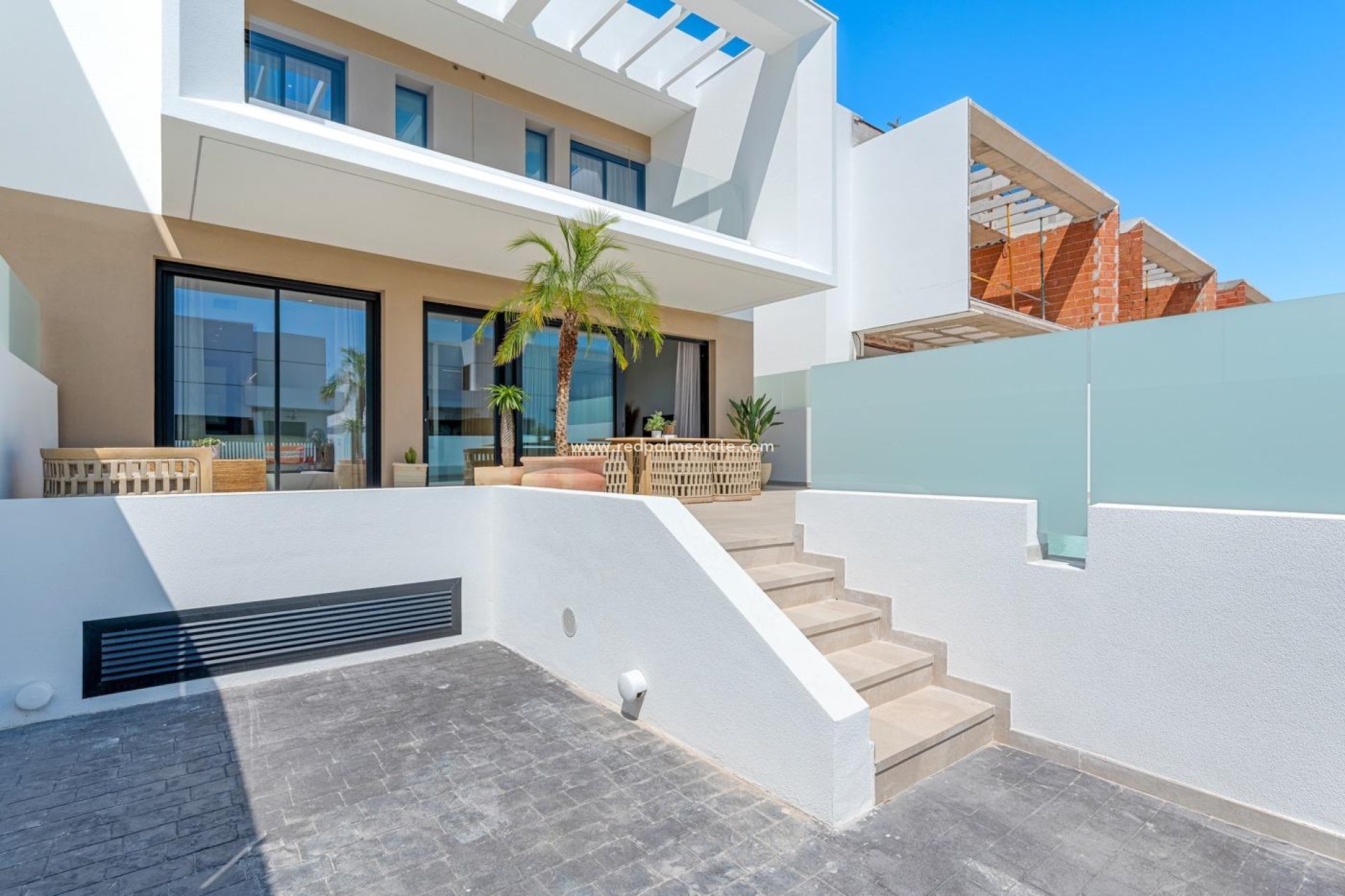 Nouvelle construction - Maison de ville -
Dolores - Sector 3