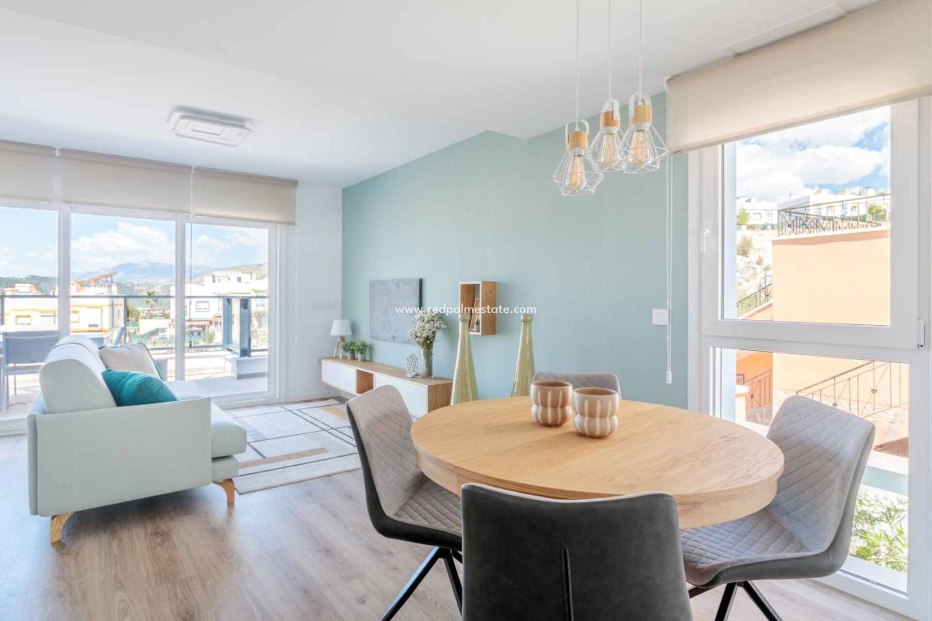 Nouvelle construction - Maison de ville -
Finestrat