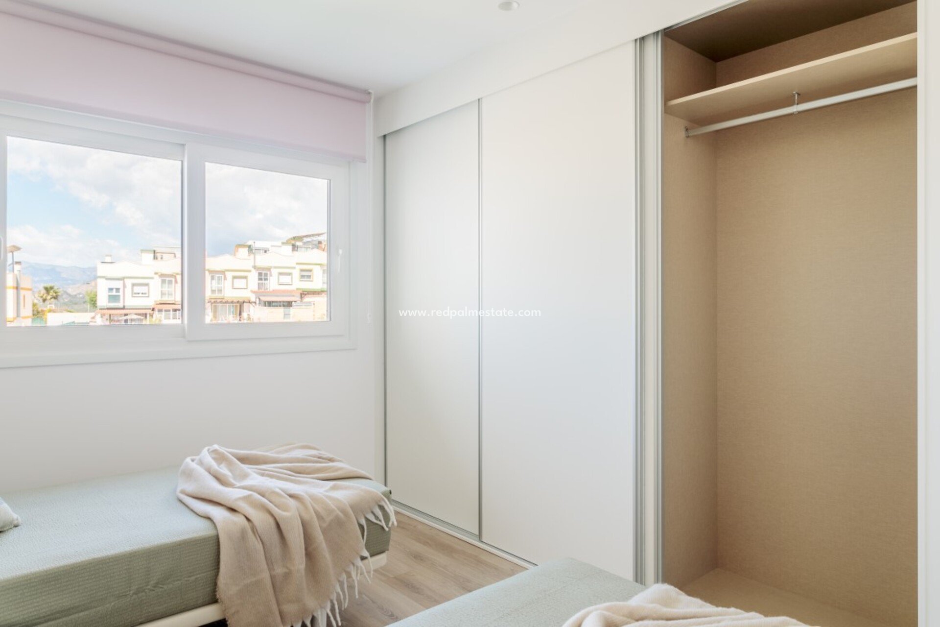 Nouvelle construction - Maison de ville -
Finestrat