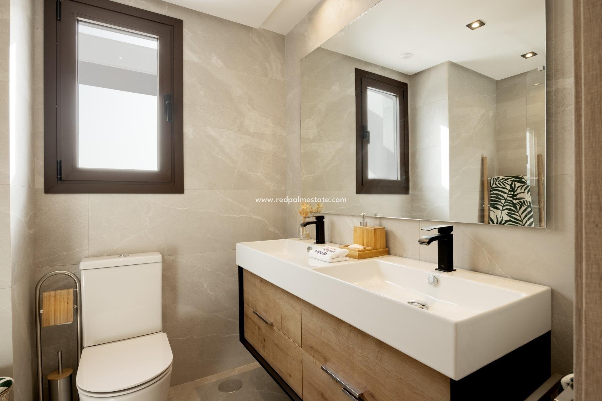 Nouvelle construction - Maison de ville -
Istán - Cerros De Los Lagos