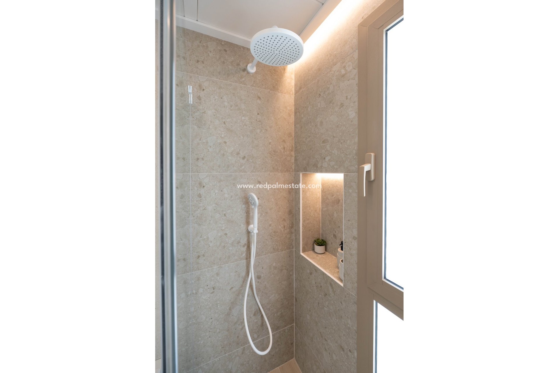 Nouvelle construction - Maison de ville -
Los Alczares - Los Alcazares