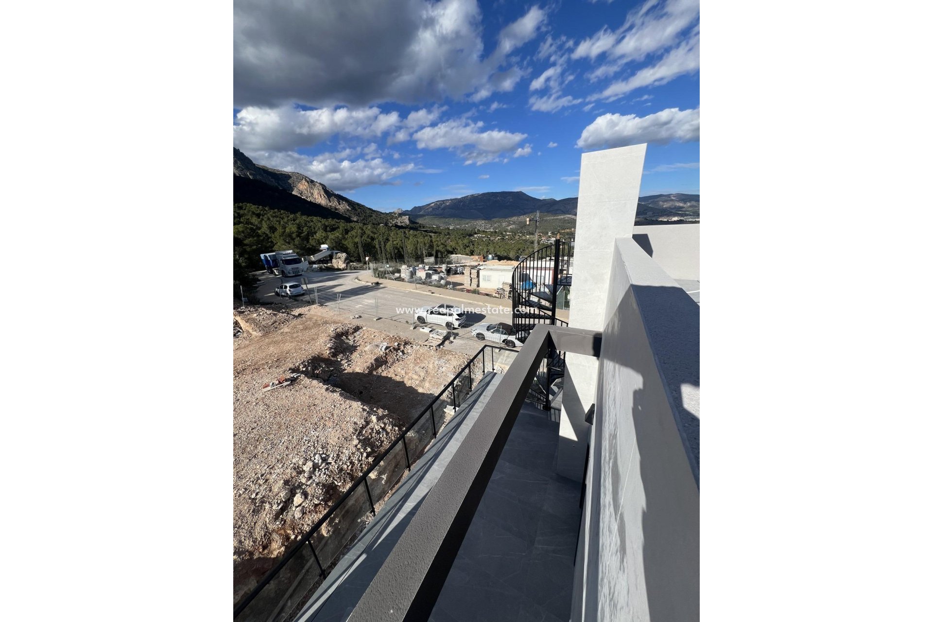 Nouvelle construction - Maison de ville -
Polop - PAU1