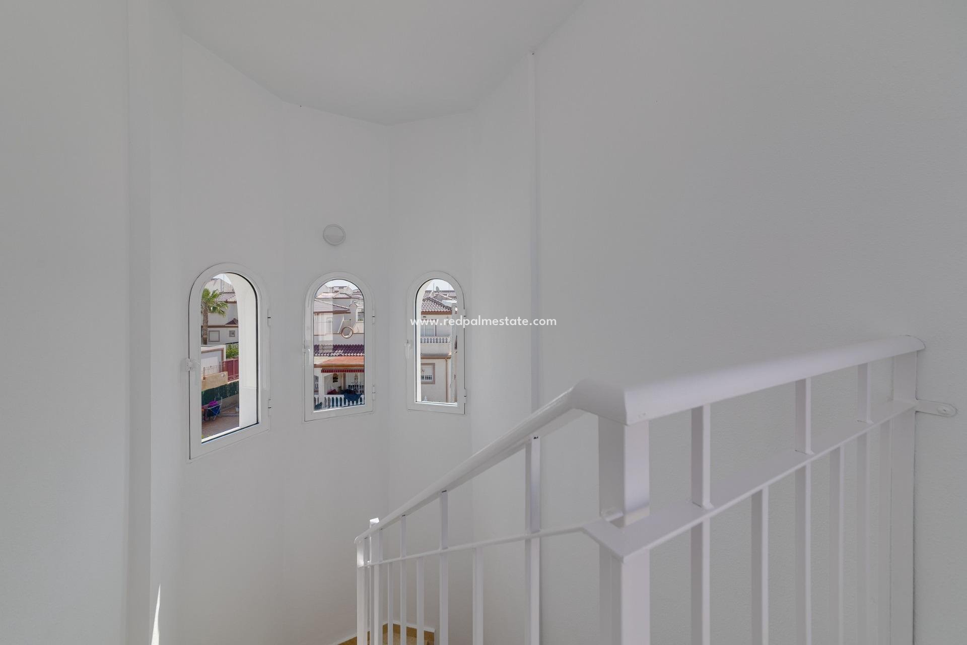 Nouvelle construction - Maison de ville -
San Fulgencio - El Oasis