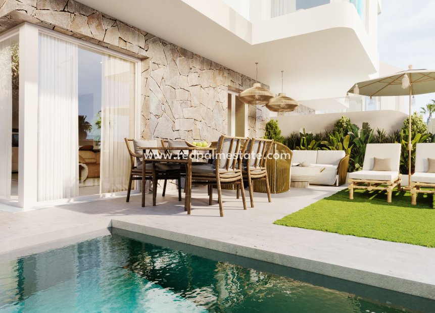 Nouvelle construction - Maison de ville -
Ventanicas-el Cantal