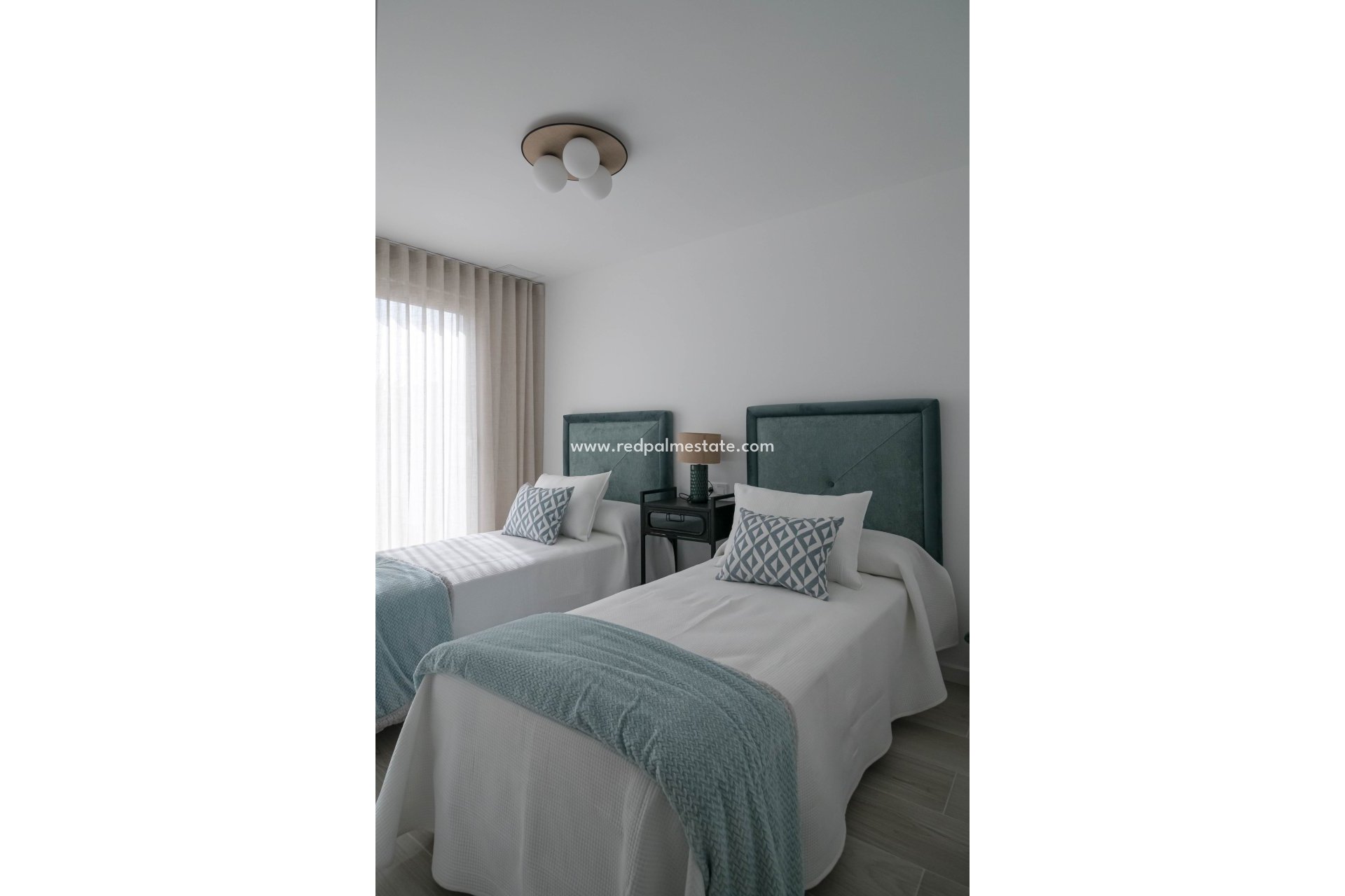 Nouvelle construction - terraced -
Jerónimo y Avileses