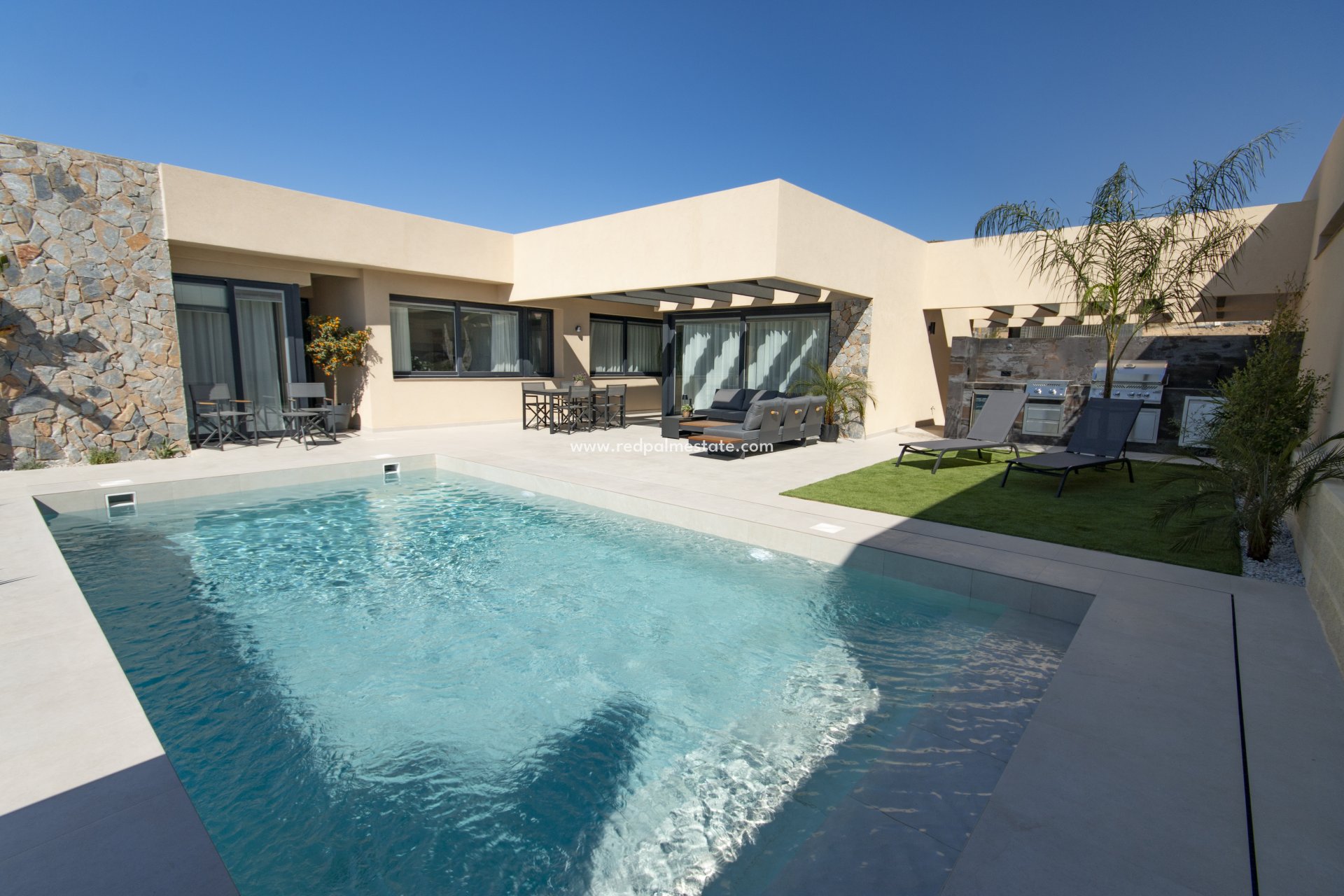 Nouvelle construction - Villa -
Altaona Golf resort - Altaona Golf And Country Village