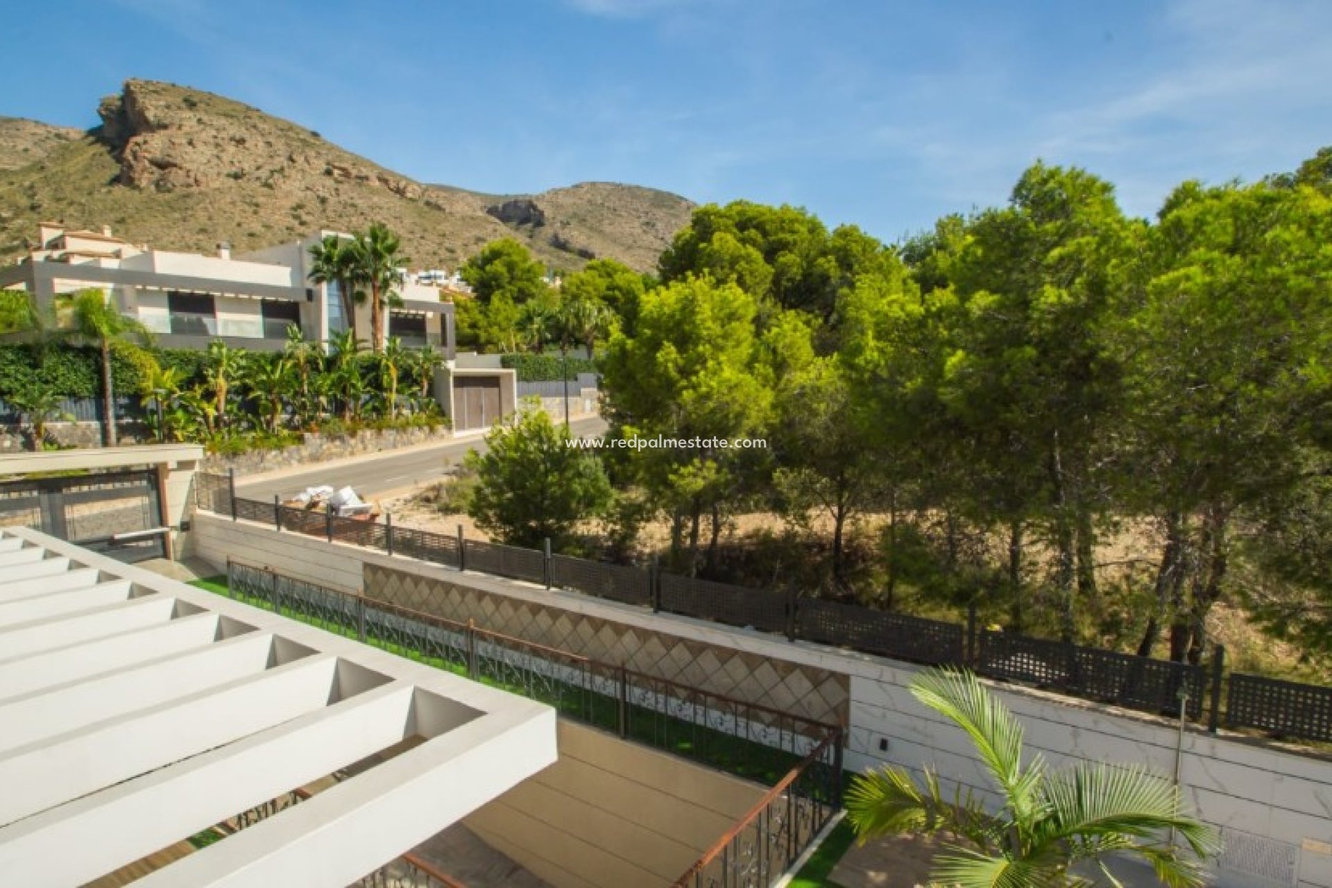 Nouvelle construction - Villa -
Finestrat