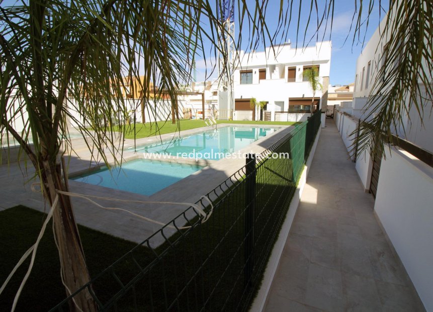 Nouvelle construction - Villa -
Pilar de la Horadada - parque Andromeda