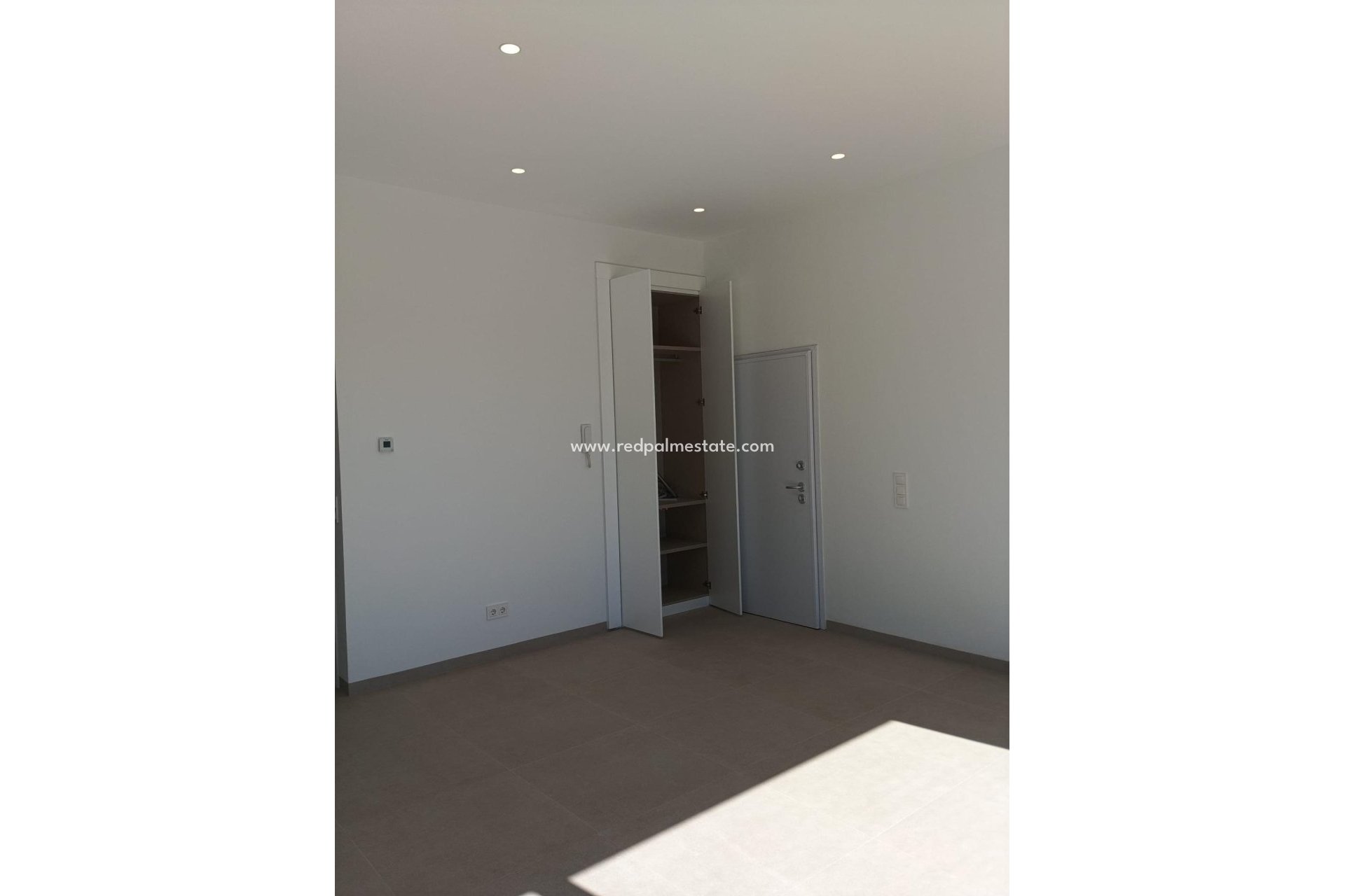 Nouvelle construction - Villa -
Pilar de la Horadada - Roda Golf