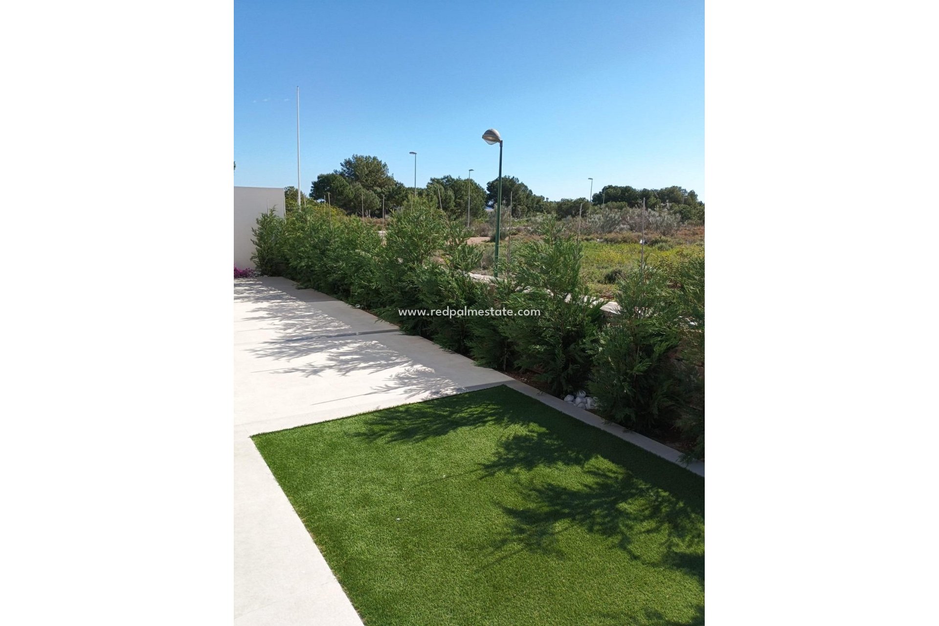 Nouvelle construction - Villa -
Pilar de la Horadada - Roda Golf