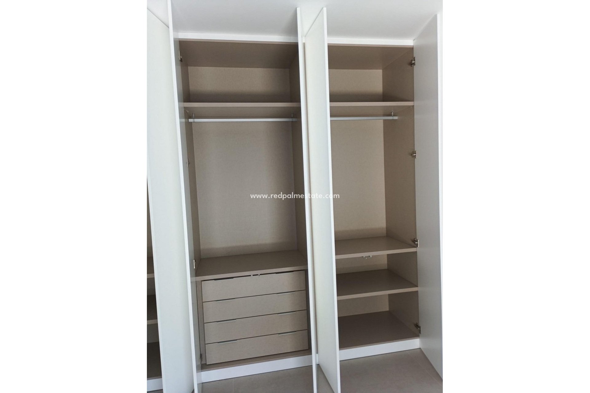 Nouvelle construction - Villa -
Pilar de la Horadada - Roda Golf