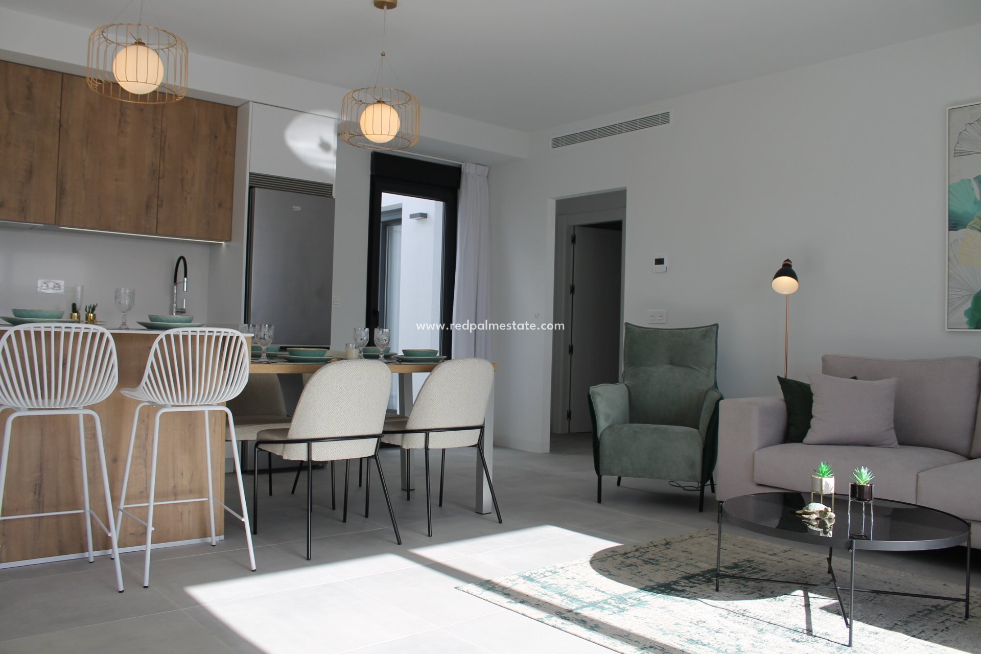 Nouvelle construction - Villa -
ROLDAN - Roldán