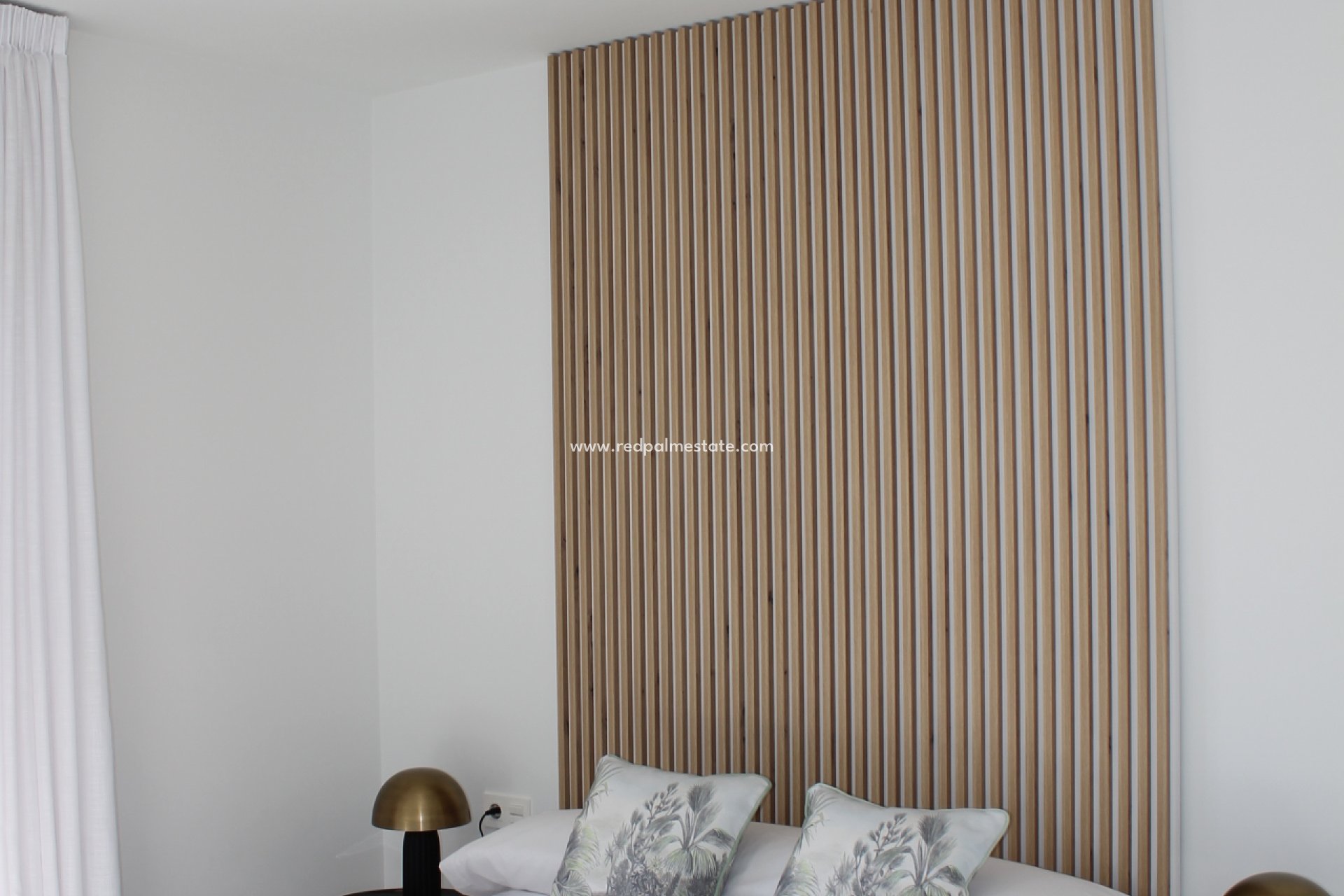 Nouvelle construction - Villa -
ROLDAN - Roldán