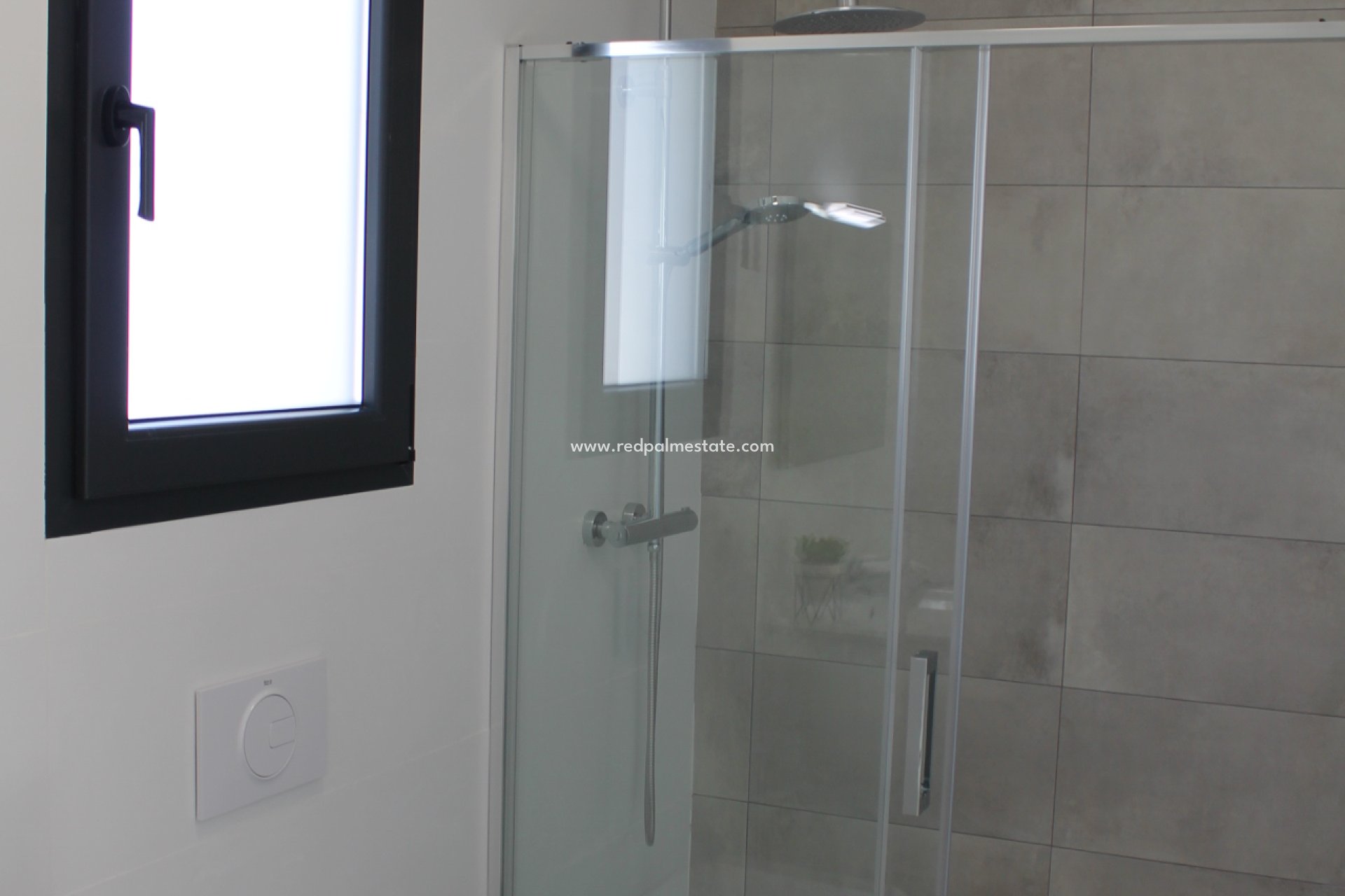 Nouvelle construction - Villa -
ROLDAN - Roldán