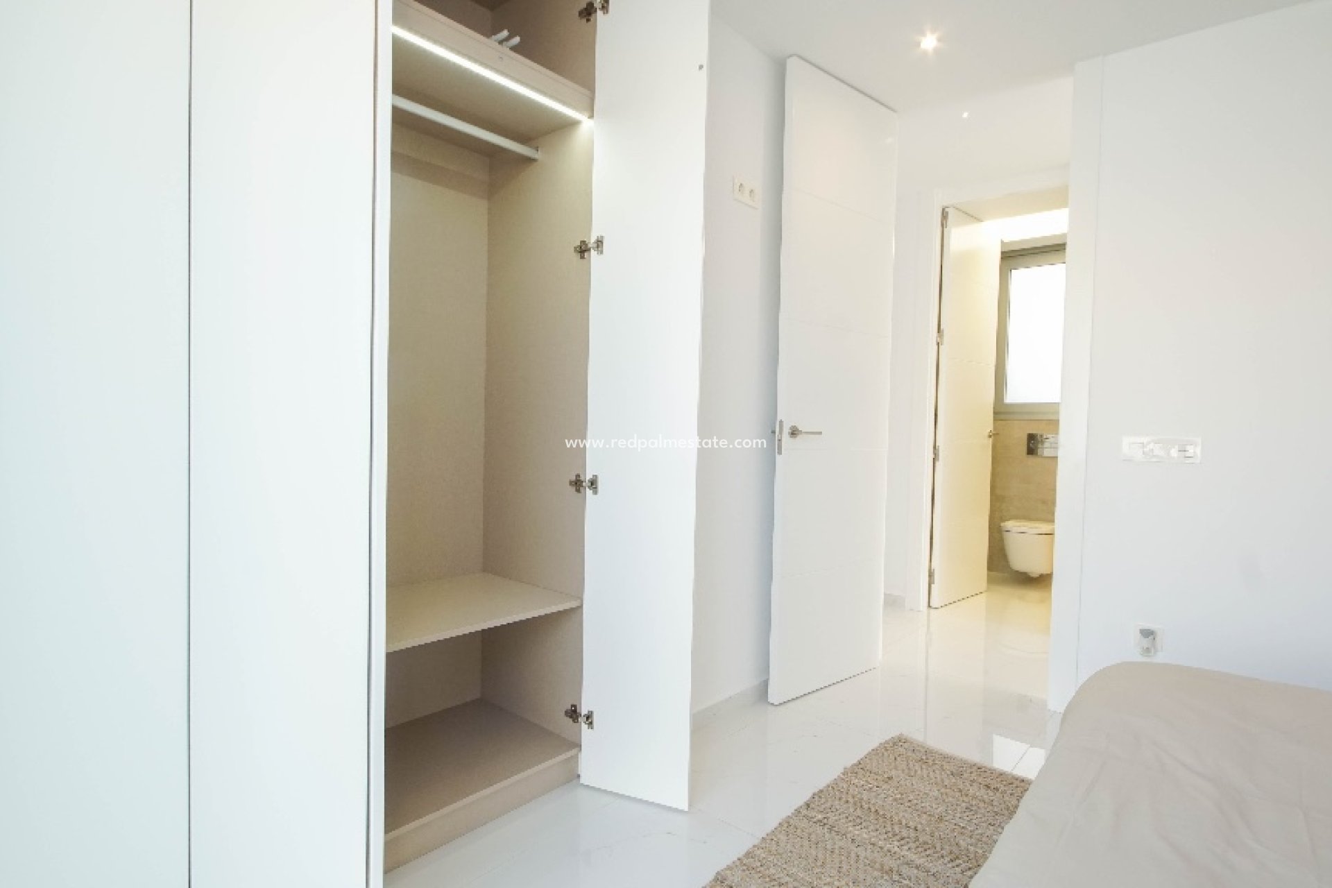 Nouvelle construction - Villa -
Torrevieja