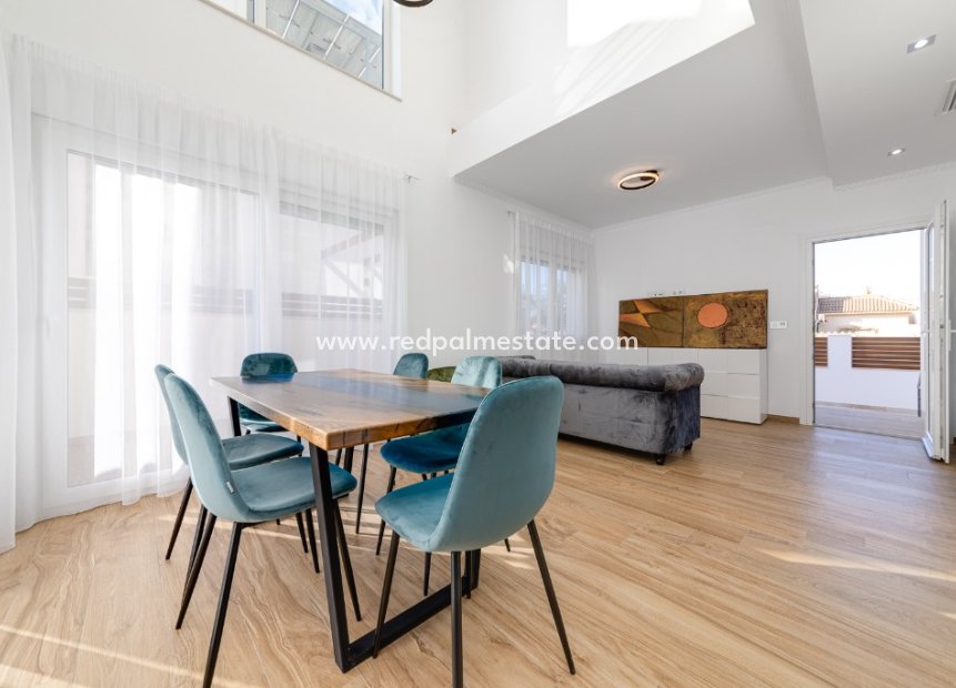 Nouvelle construction - Villa -
Torrevieja