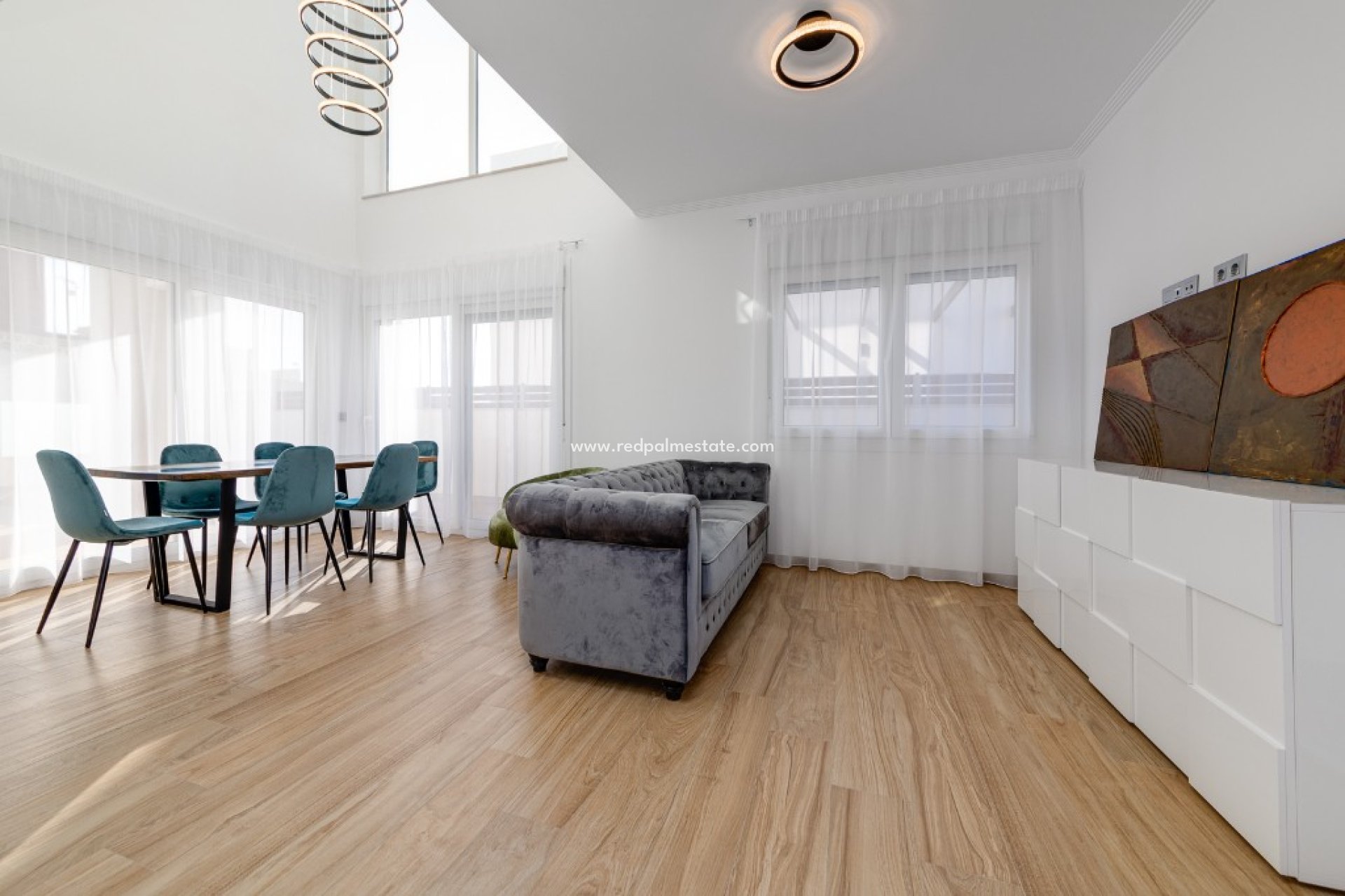 Nouvelle construction - Villa -
Torrevieja