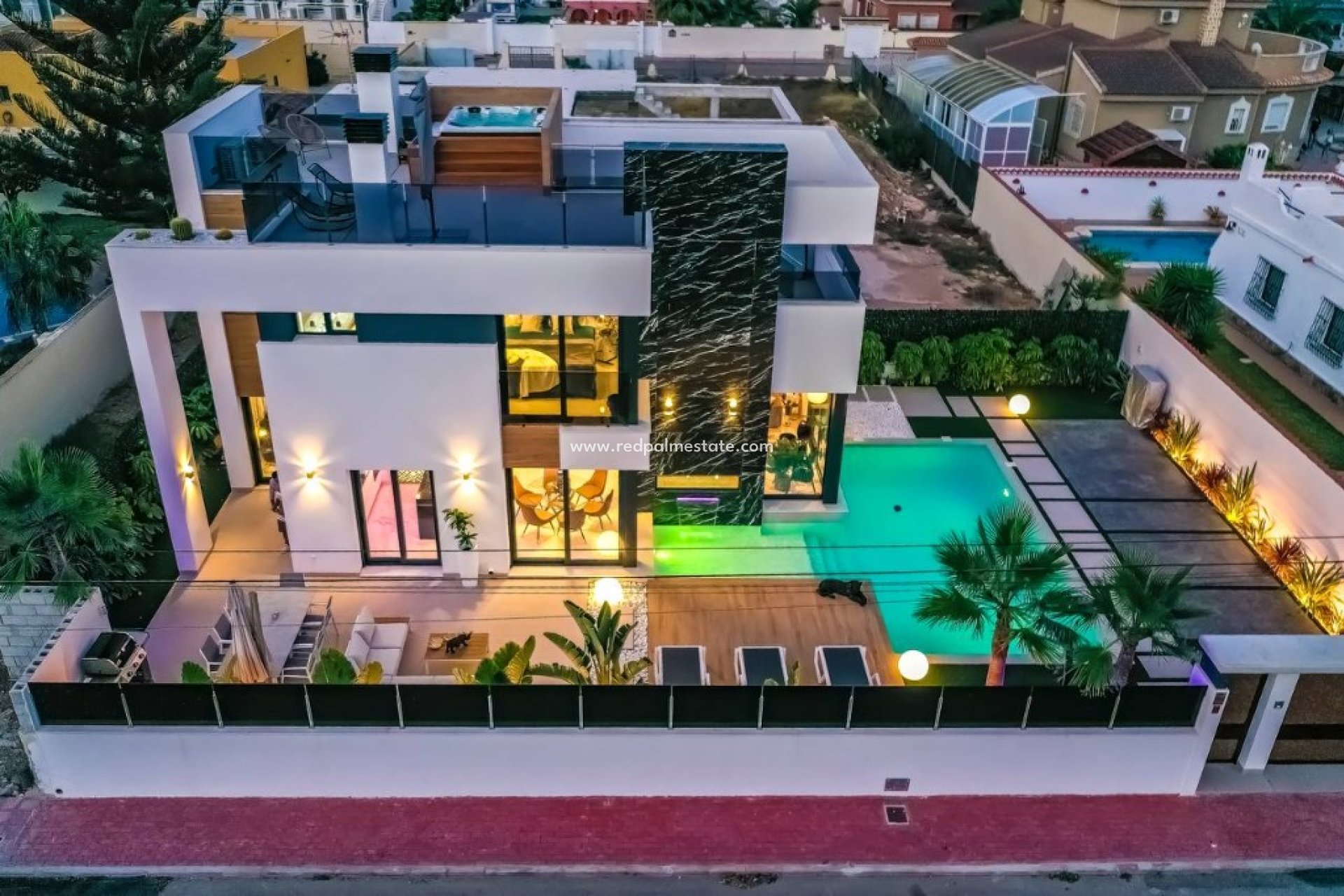 Nouvelle construction - Villa -
Torrevieja