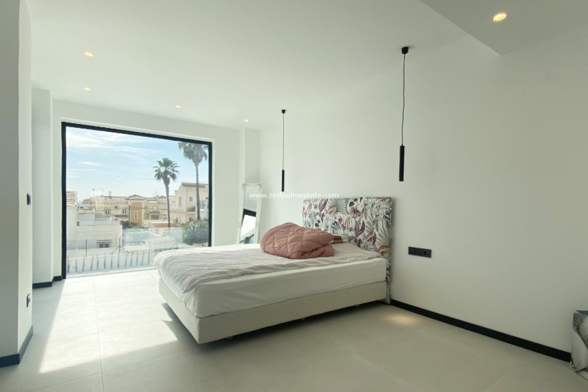 Nouvelle construction - Villa -
Torrevieja