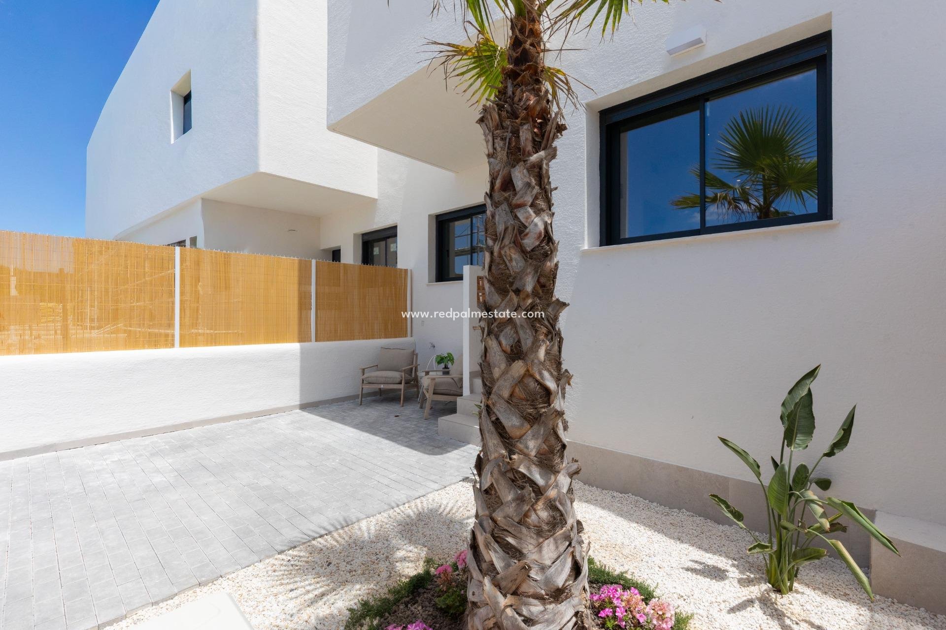 Nybygg - Bungalow -
Dolores - Sector 3