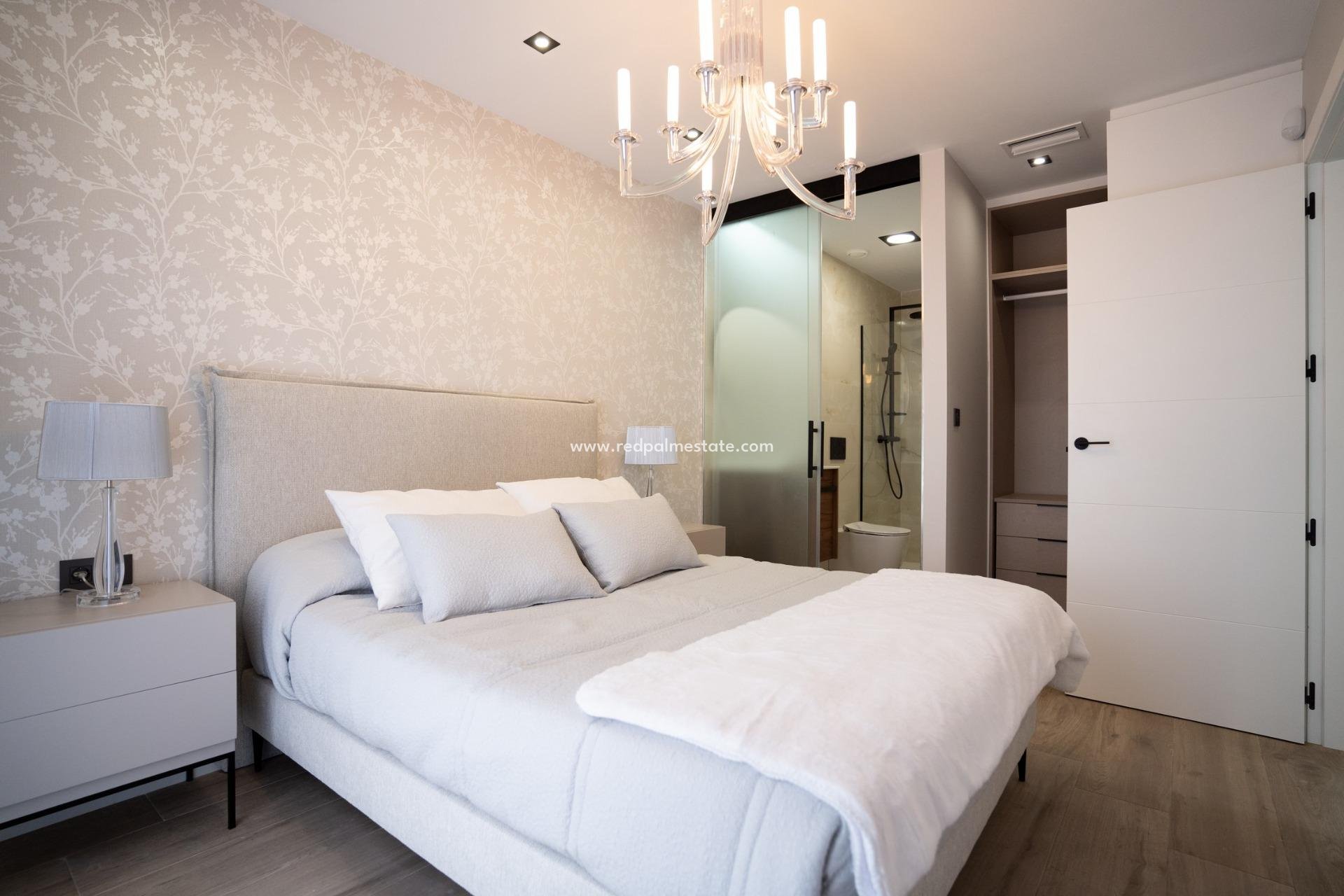 Nybygg - Bungalow -
Pilar de la Horadada - pueblo