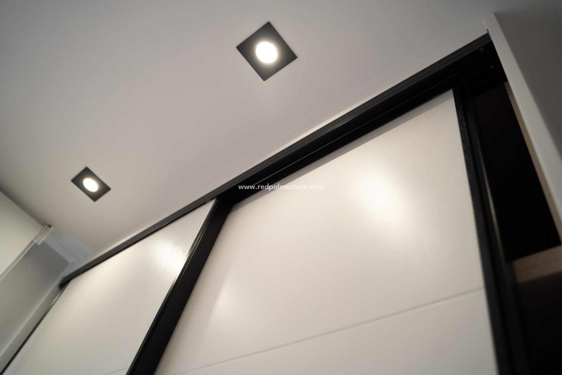 Nybygg - Bungalow -
Pilar de la Horadada - pueblo