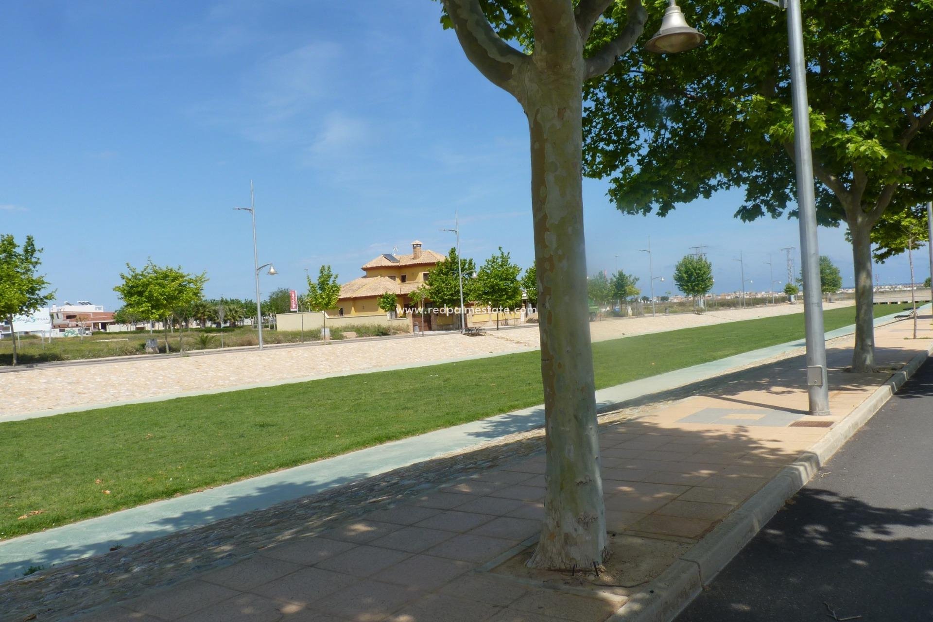 Nybygg - Bungalow -
Pilar de la Horadada - pueblo