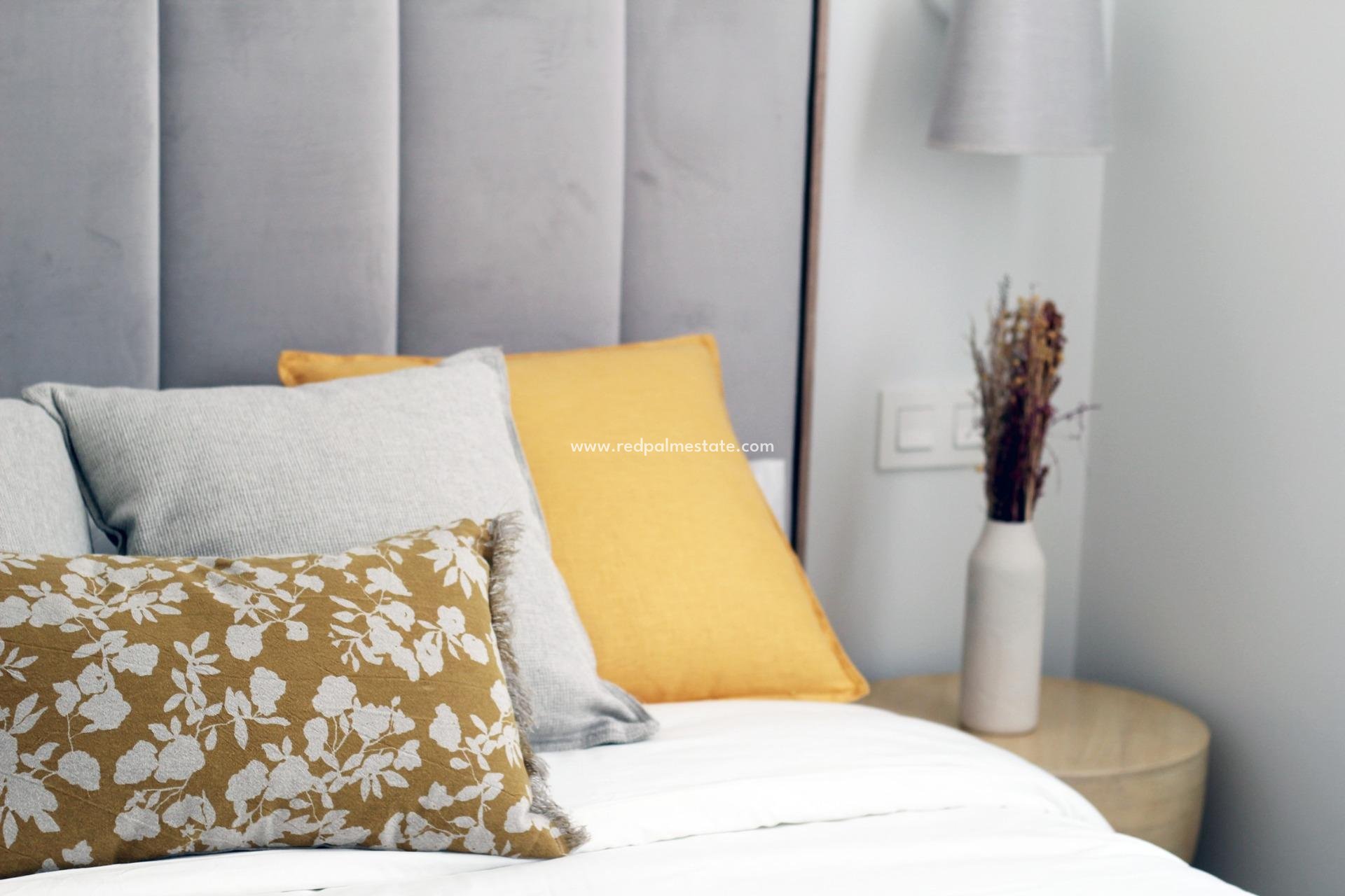 Nybygg - Bungalow -
Pilar de la Horadada - Torre de la Horadada