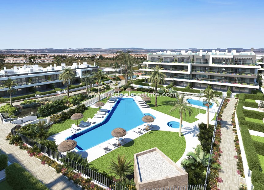 Nybygg - Bungalow -
Torrevieja