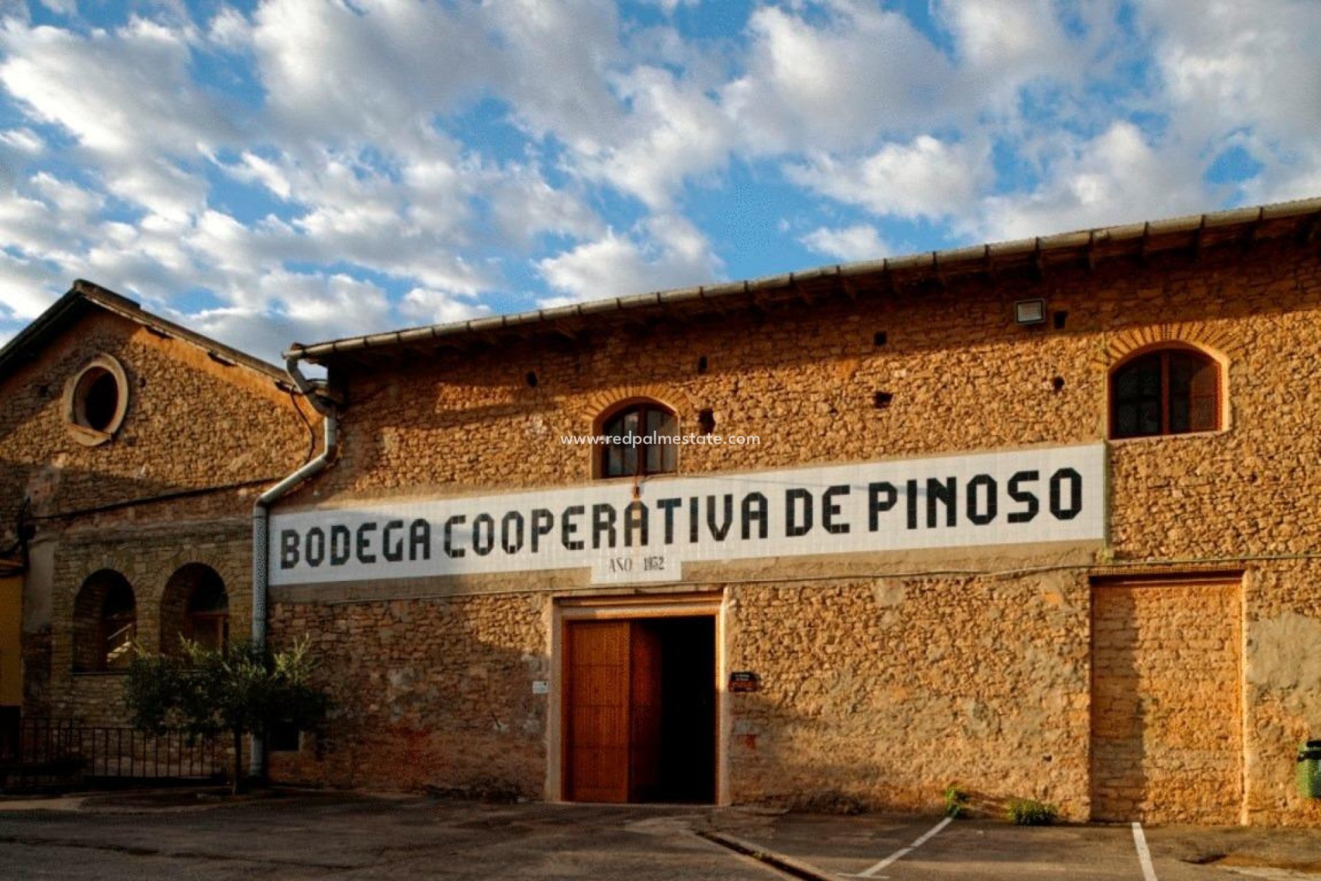 Nybygg - Frittliggende villa -
Pinoso - Campo