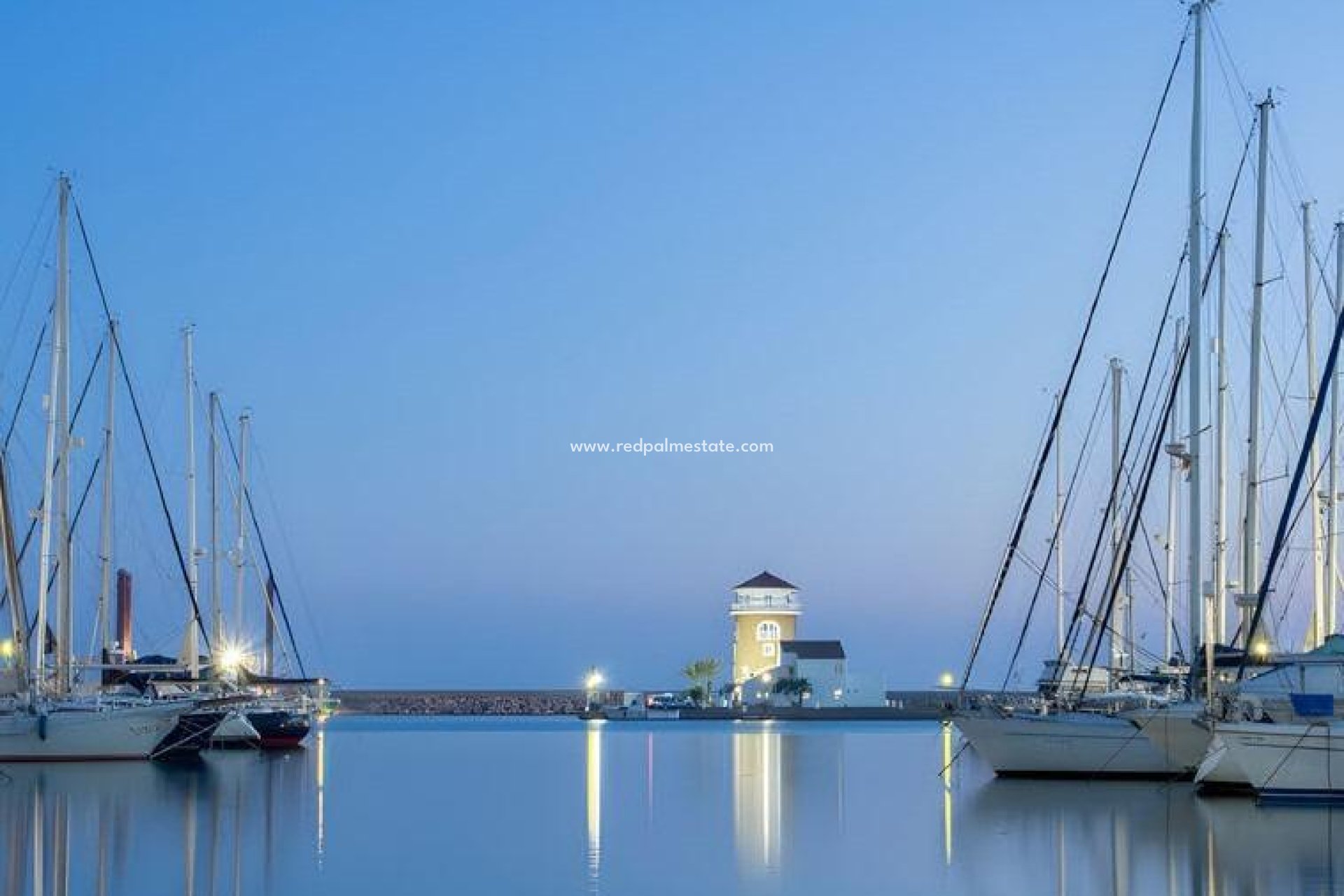 Nybygg - Leiligheter -
Almerimar