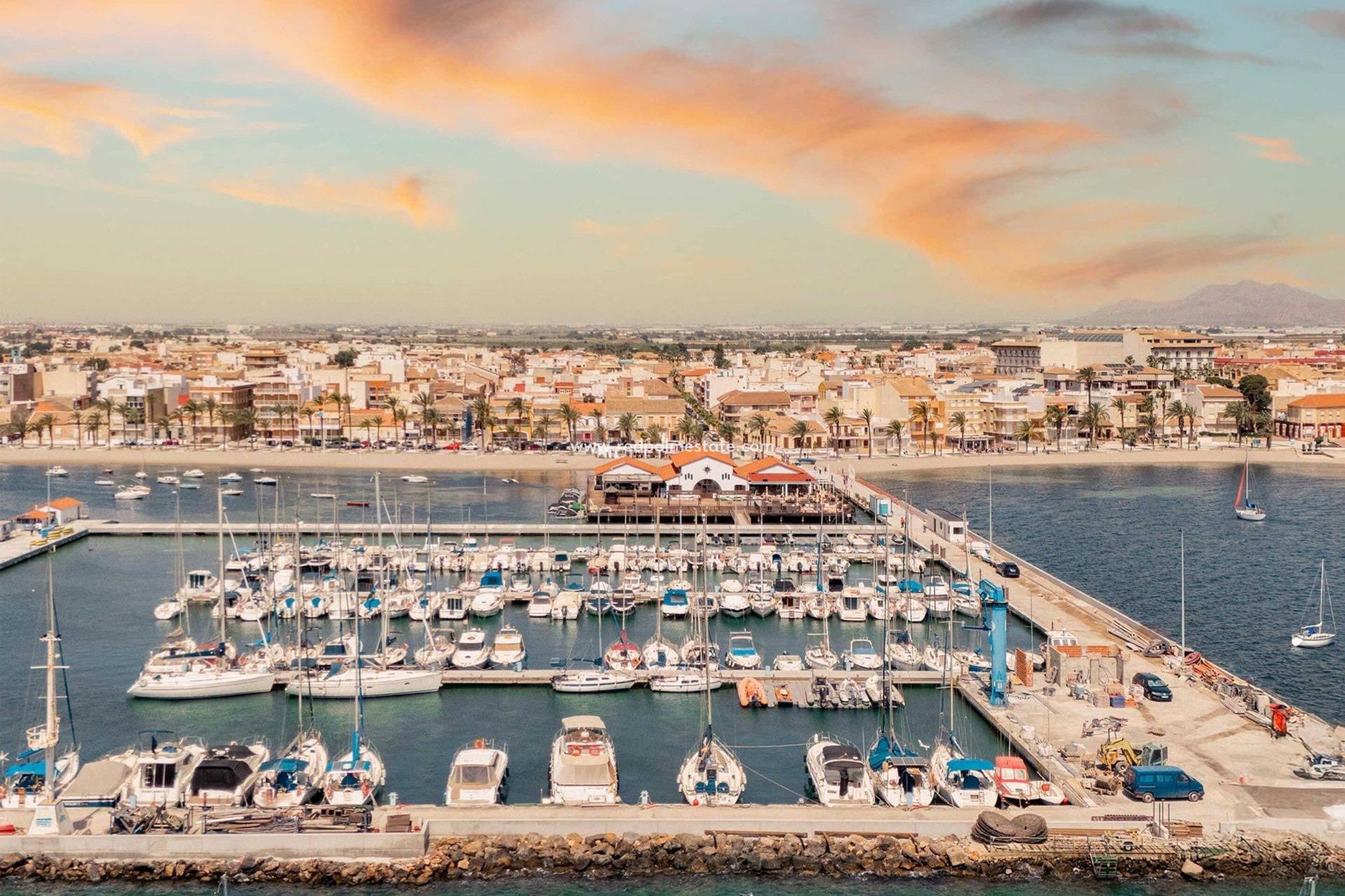 Nybygg - Leiligheter -
Los Alczares - Parque Diana